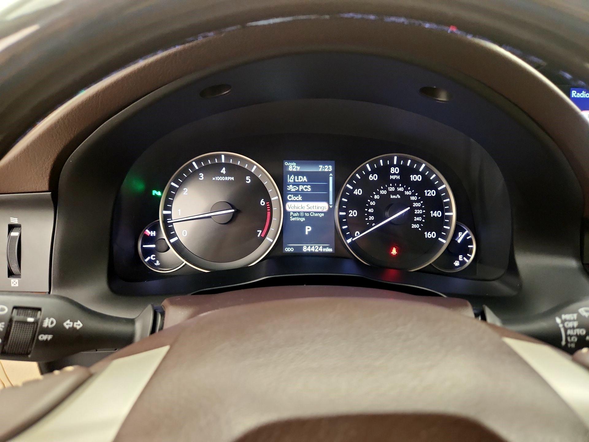 Thumbnail: 2017 Lexus ES - 10