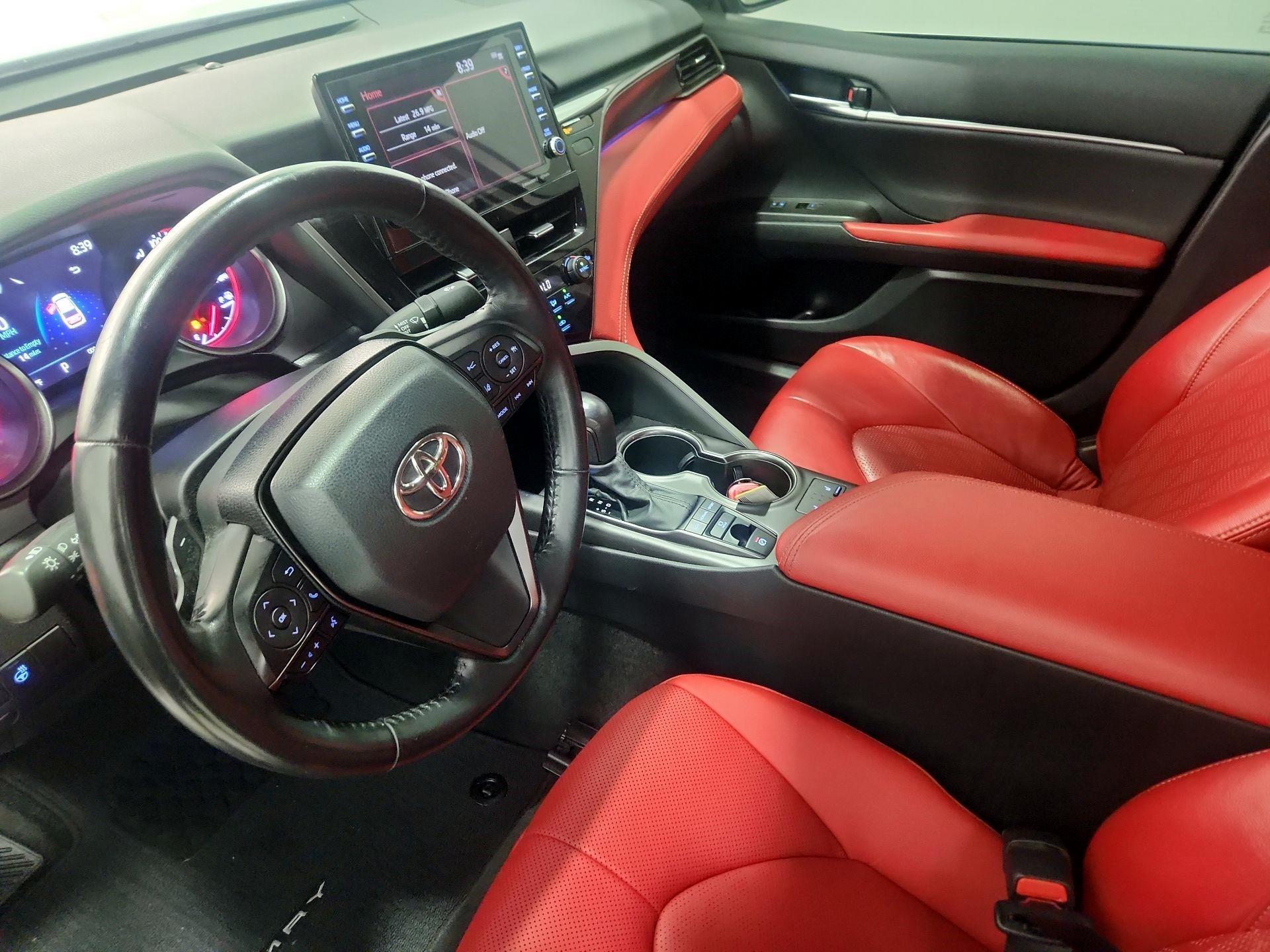 Thumbnail: 2022 Toyota Camry - 11