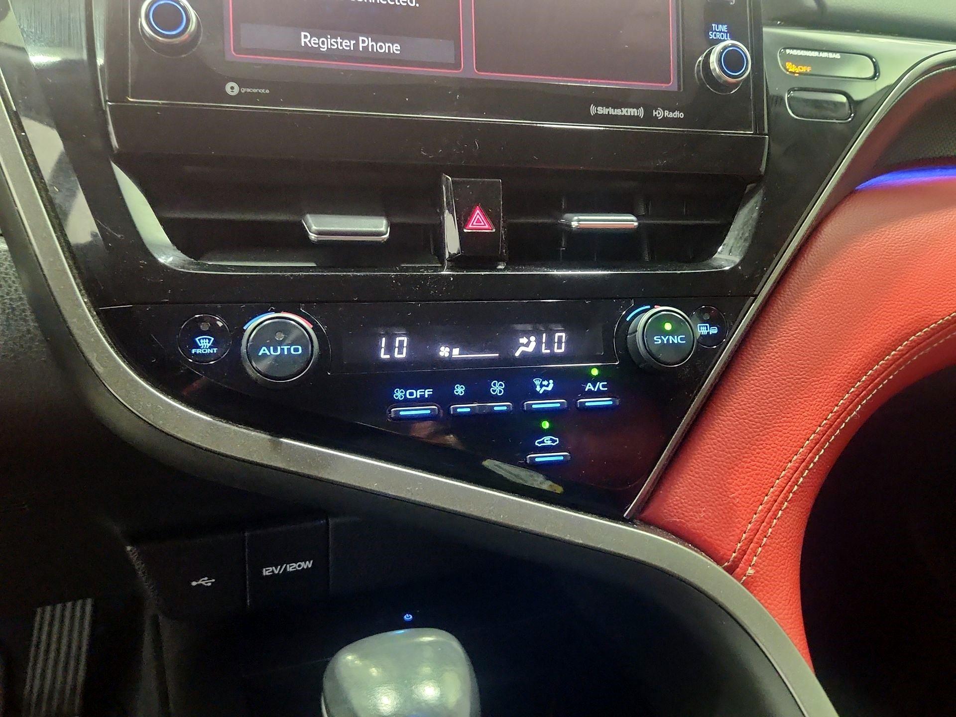 Thumbnail: 2022 Toyota Camry - 16