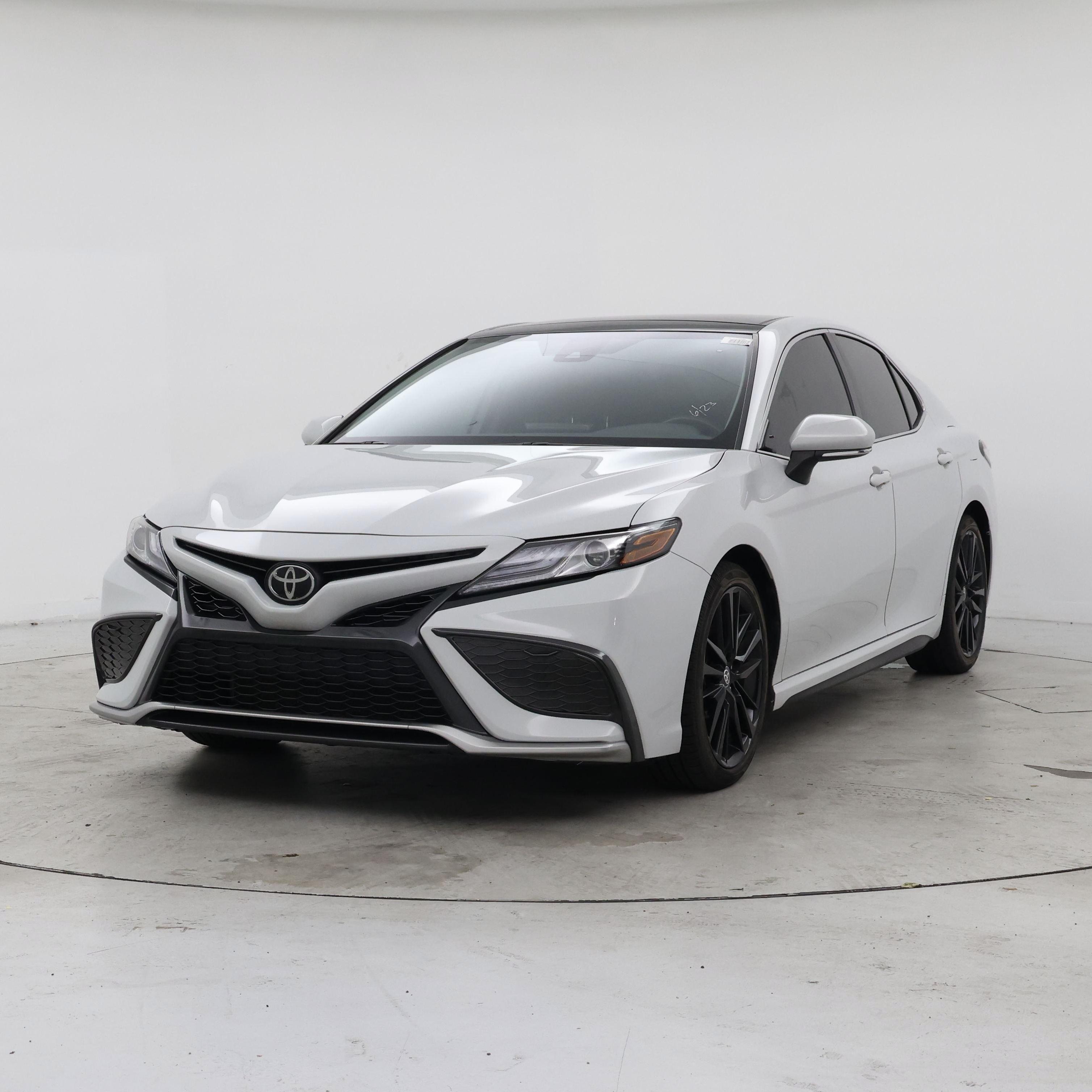 Thumbnail: 2022 Toyota Camry - 4