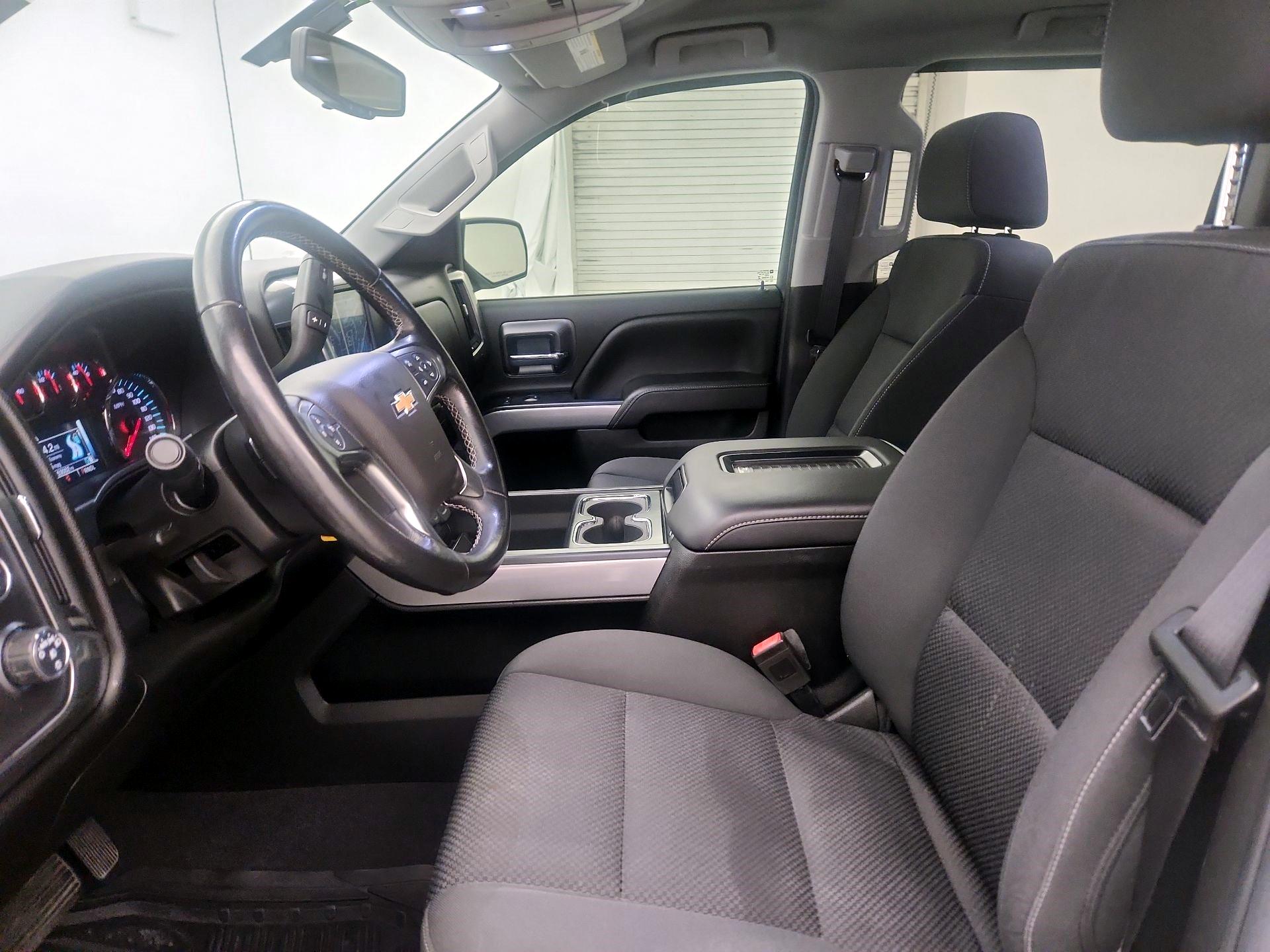 Thumbnail: 2018 Chevrolet Silverado 1500 - 11