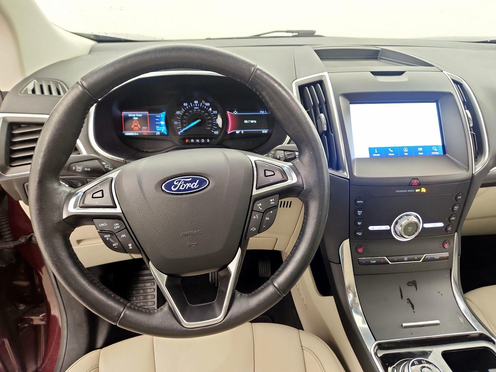 Thumbnail: 2020 Ford Edge - 9