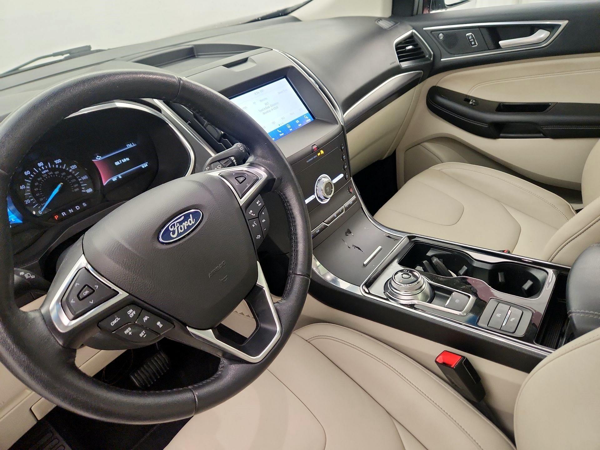 Thumbnail: 2020 Ford Edge - 11