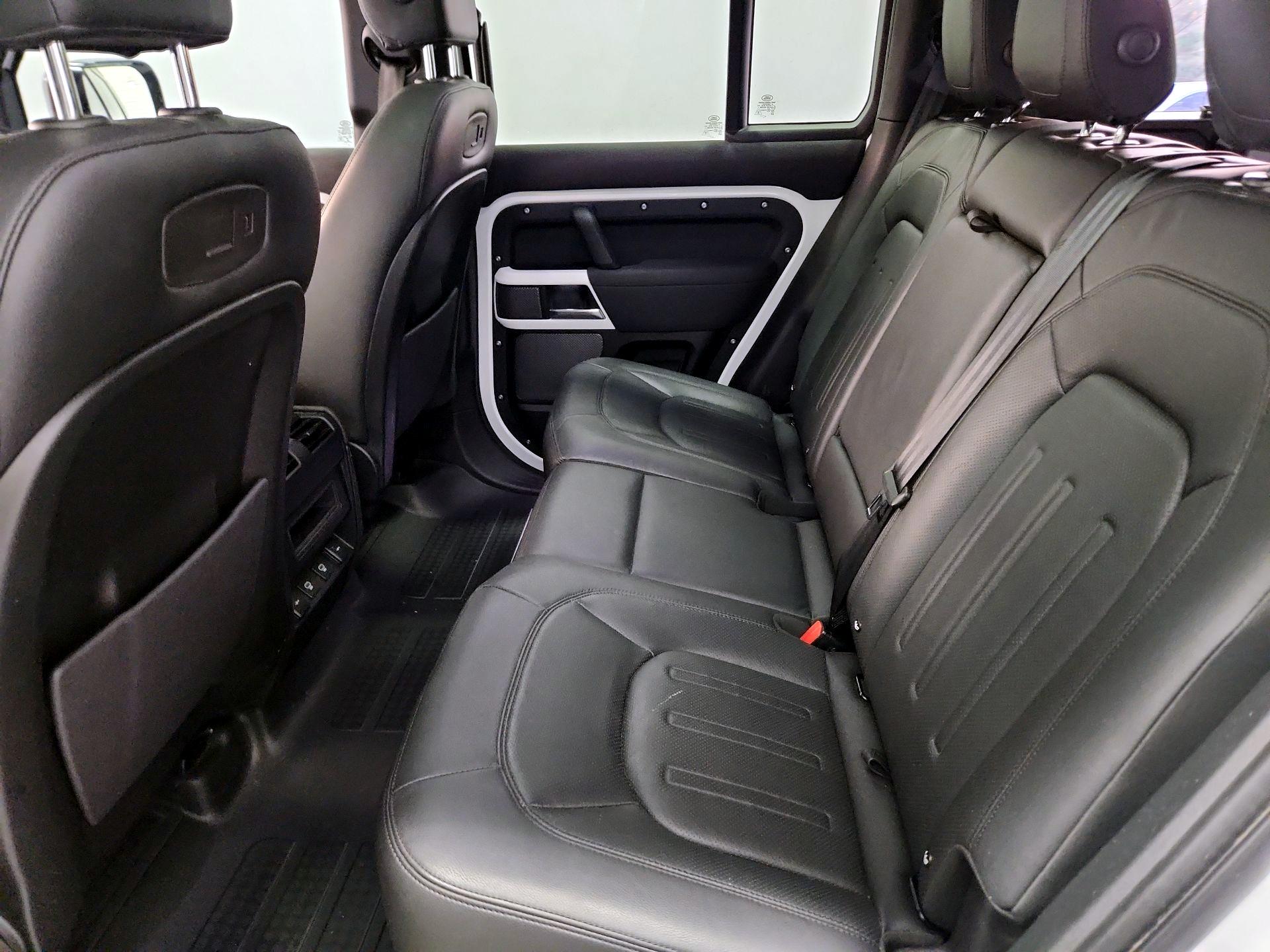 Thumbnail: 2022 Land Rover Defender - 20