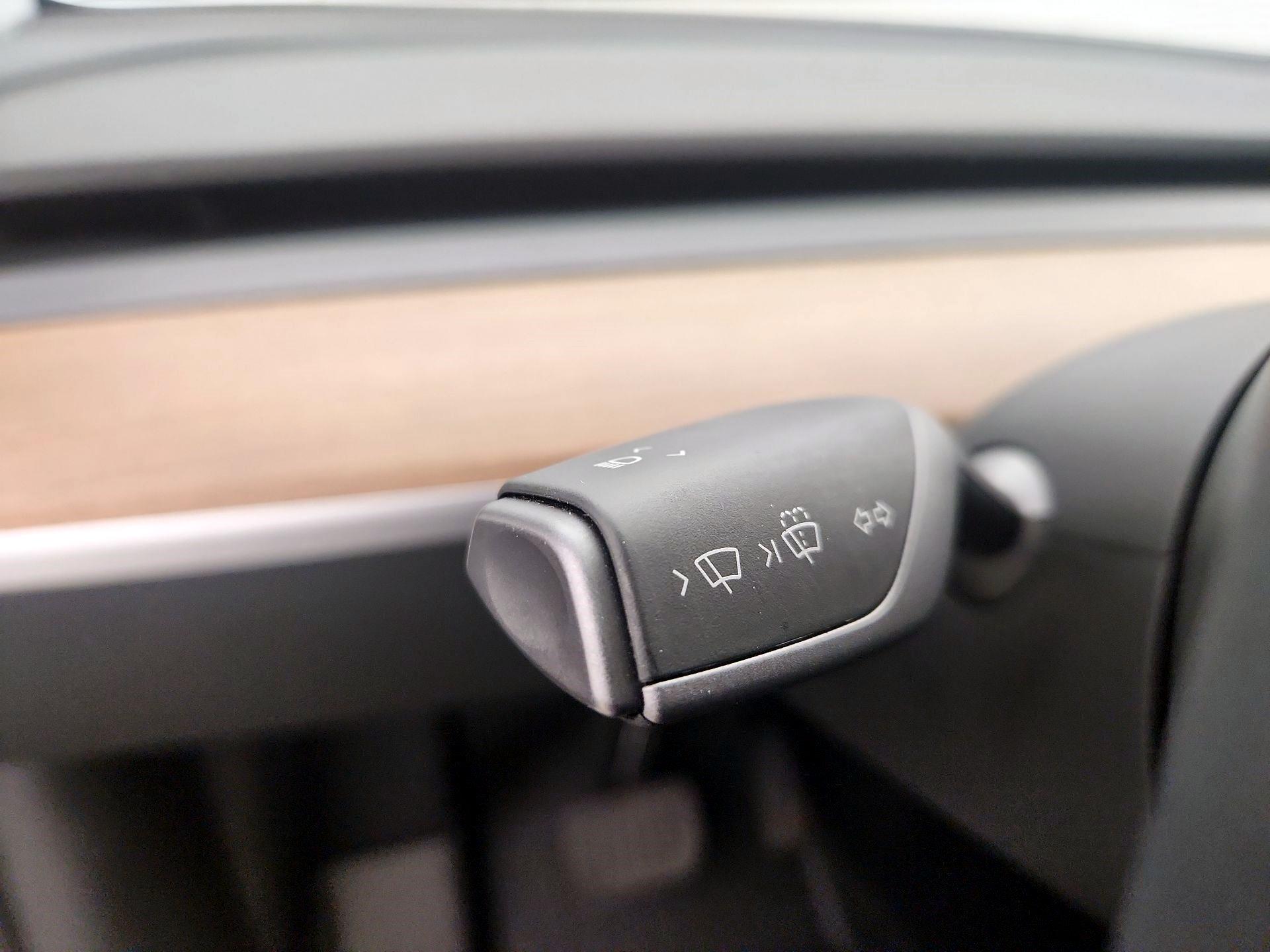 Thumbnail: 2025 Tesla Model Y - 13