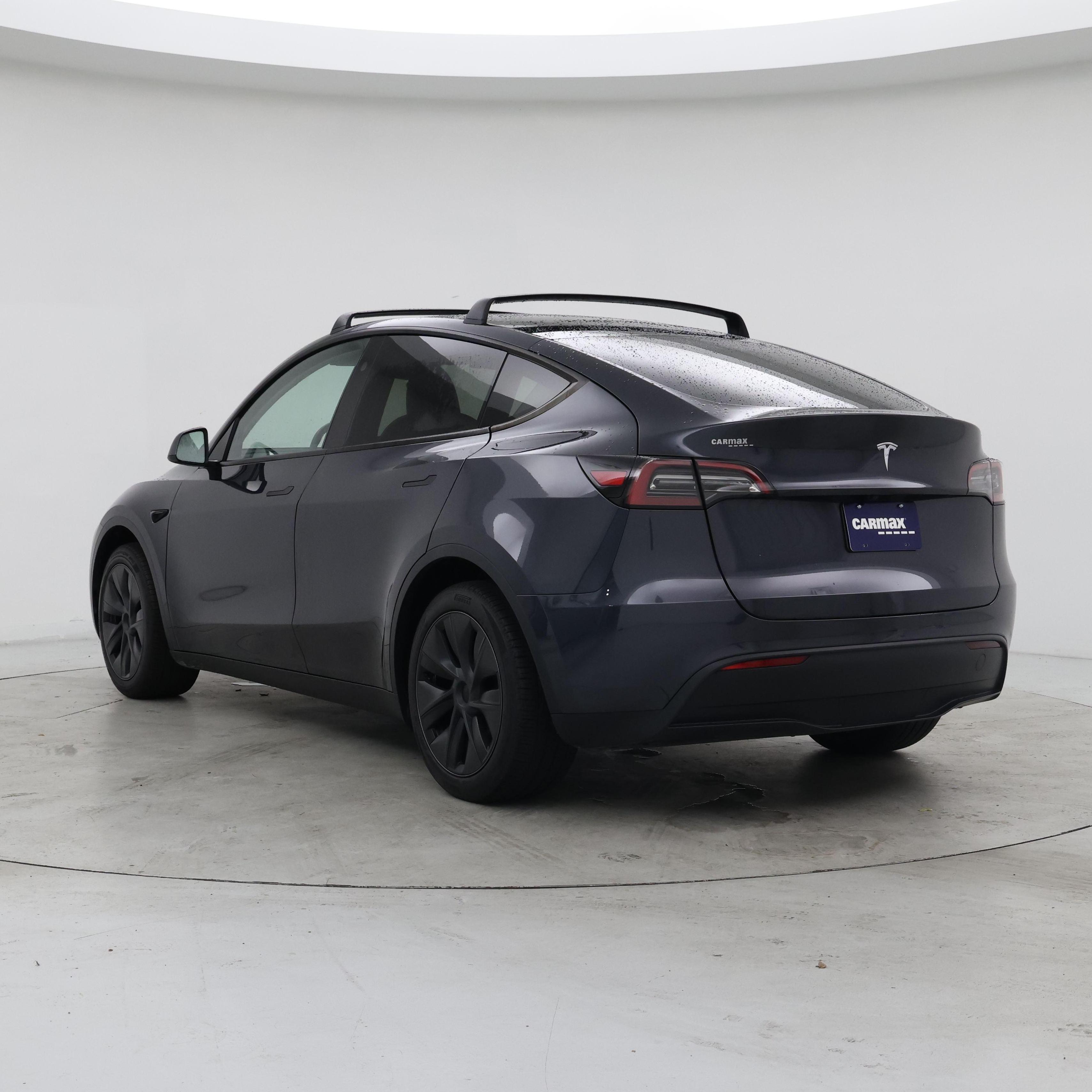 Thumbnail: 2025 Tesla Model Y - 2