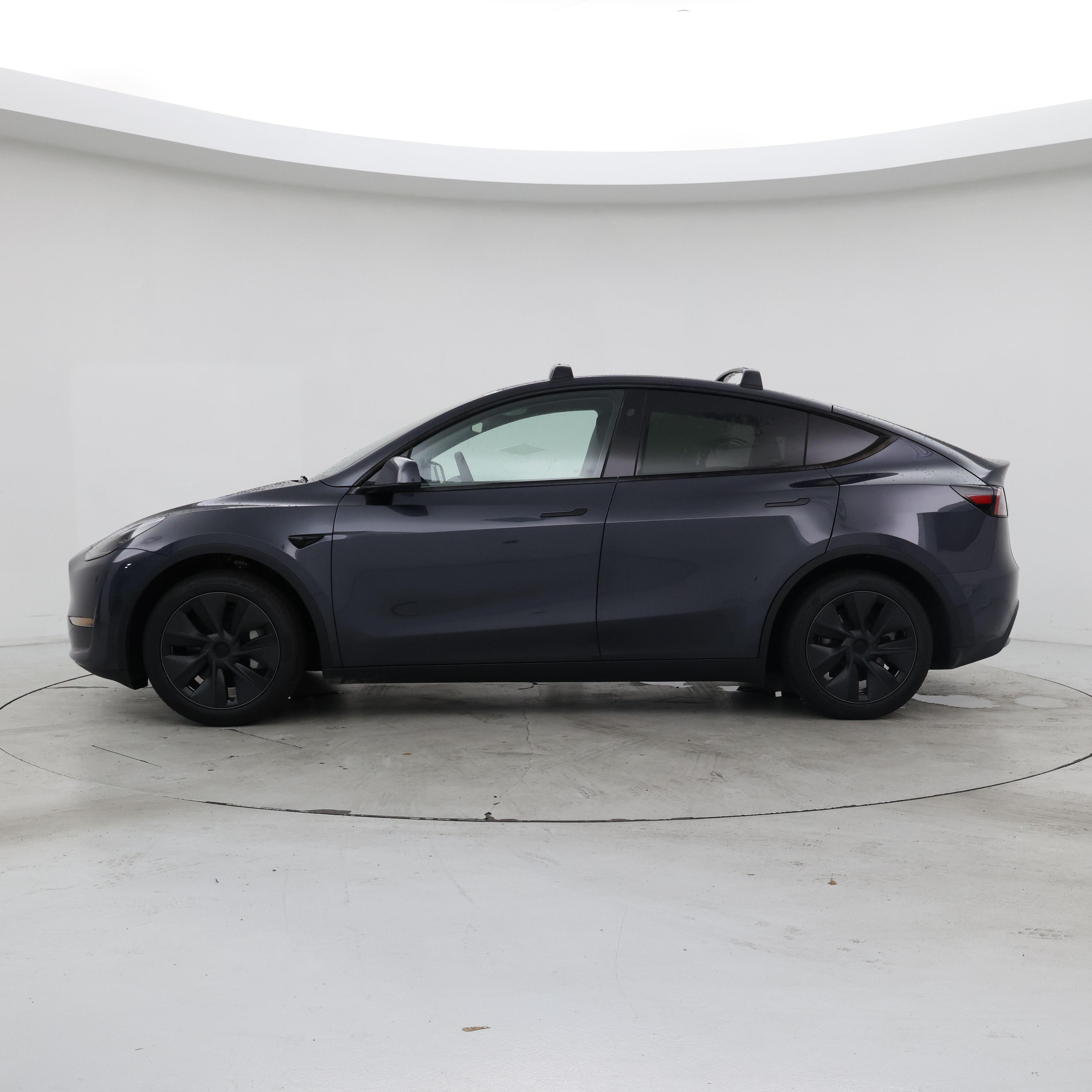Thumbnail: 2025 Tesla Model Y - 3