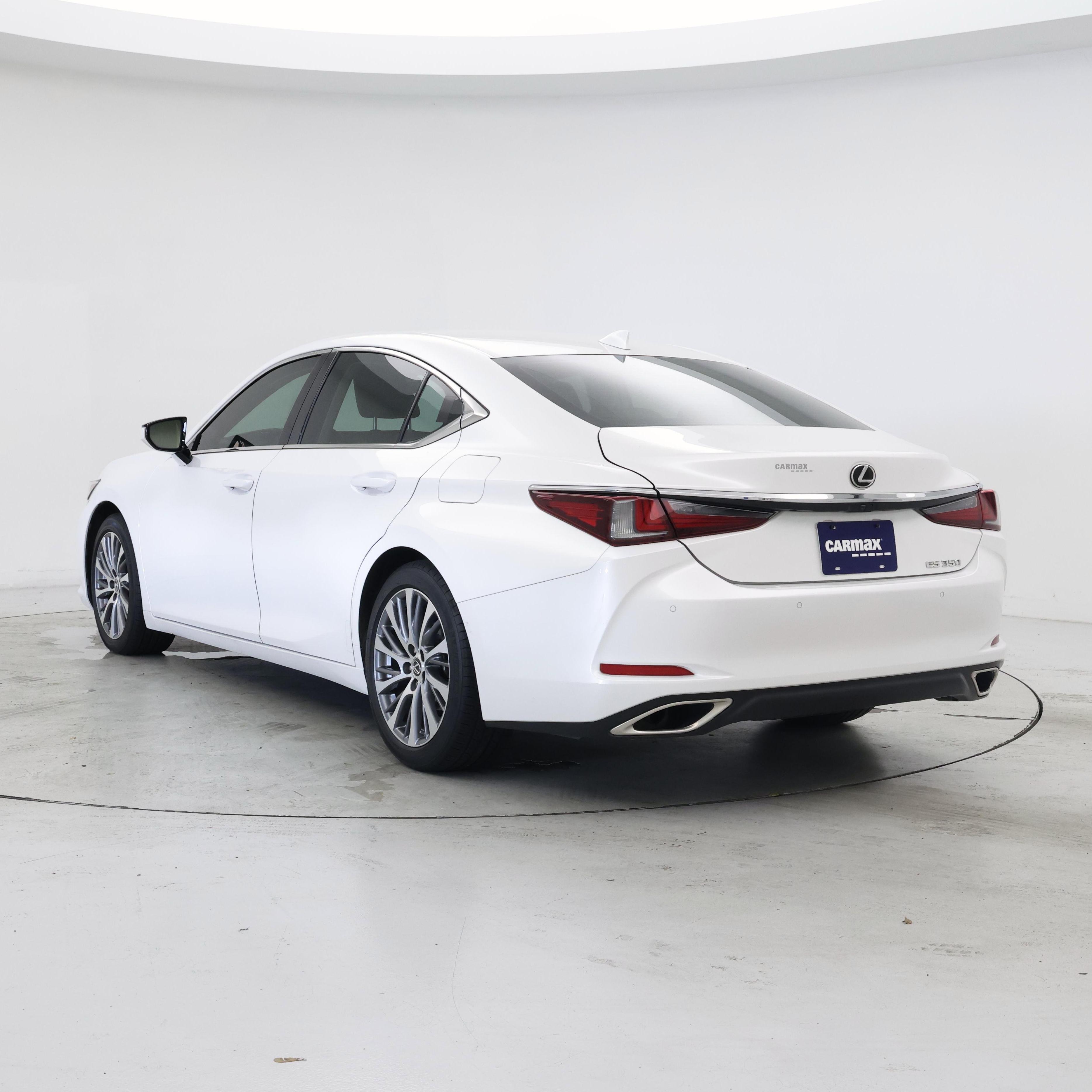 Thumbnail: 2020 Lexus ES - 2