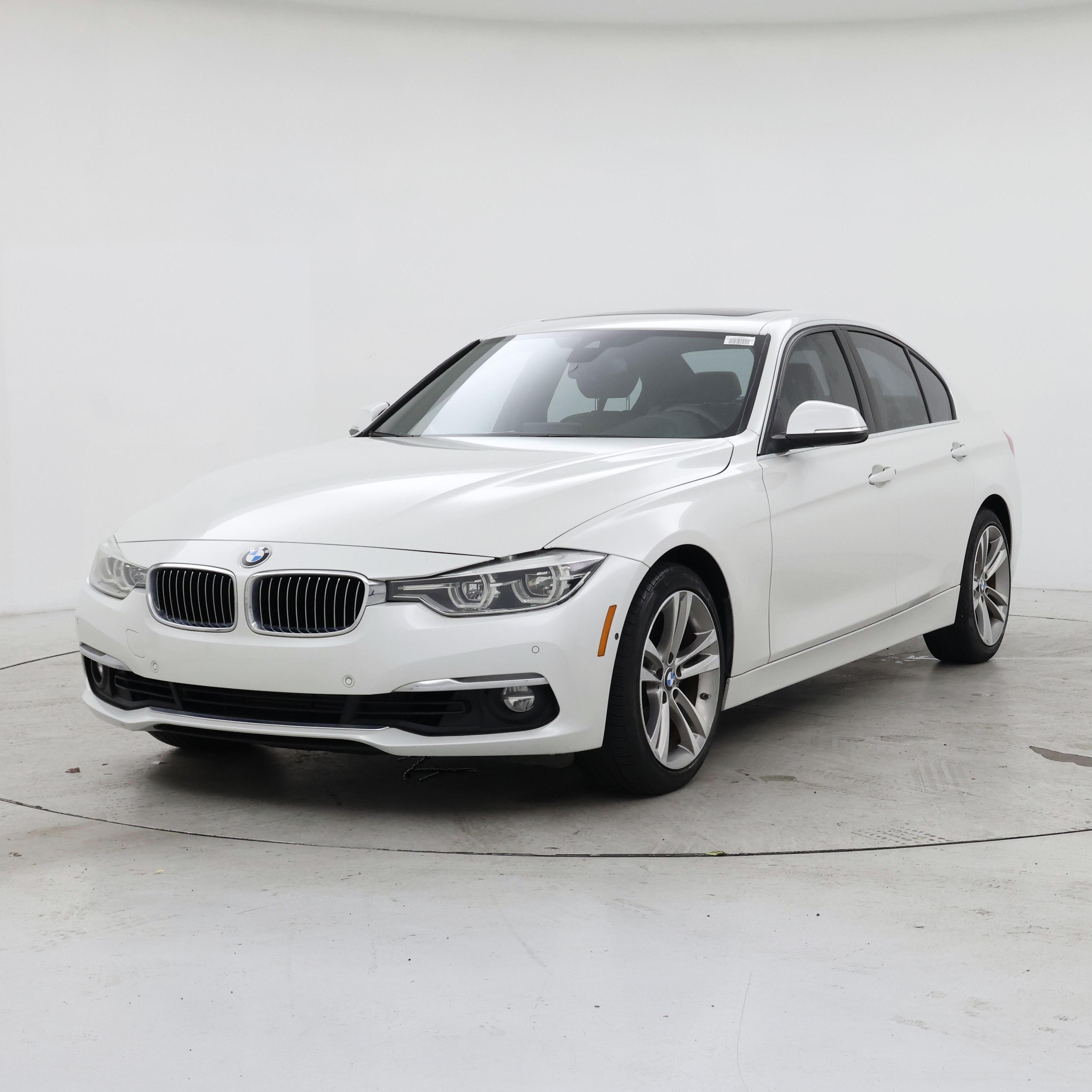 Thumbnail: 2016 BMW 3 Series - 4