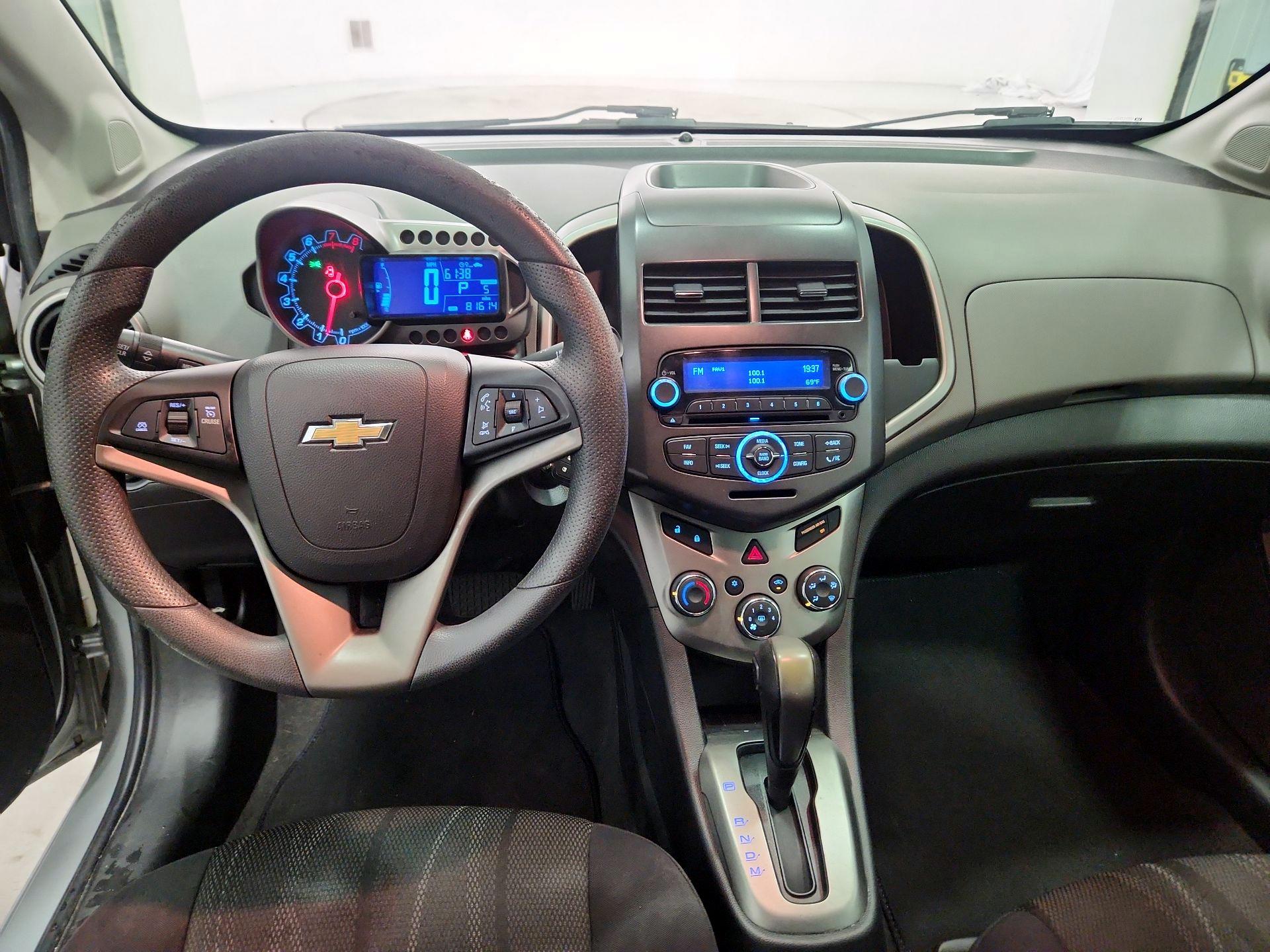 Thumbnail: 2014 Chevrolet Sonic - 9