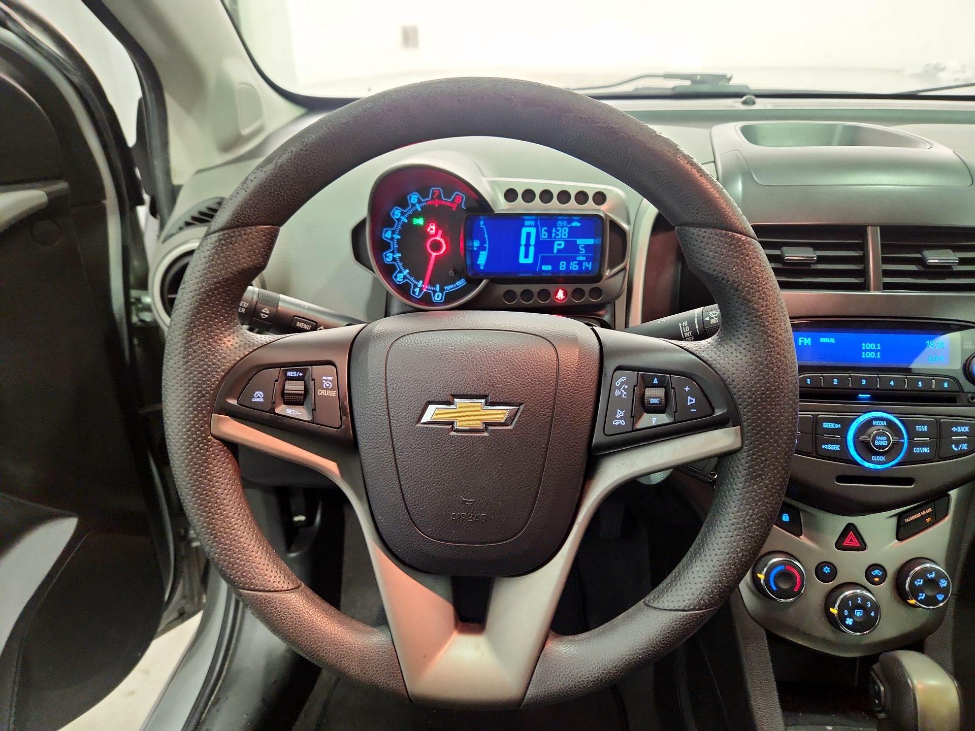 Thumbnail: 2014 Chevrolet Sonic - 10