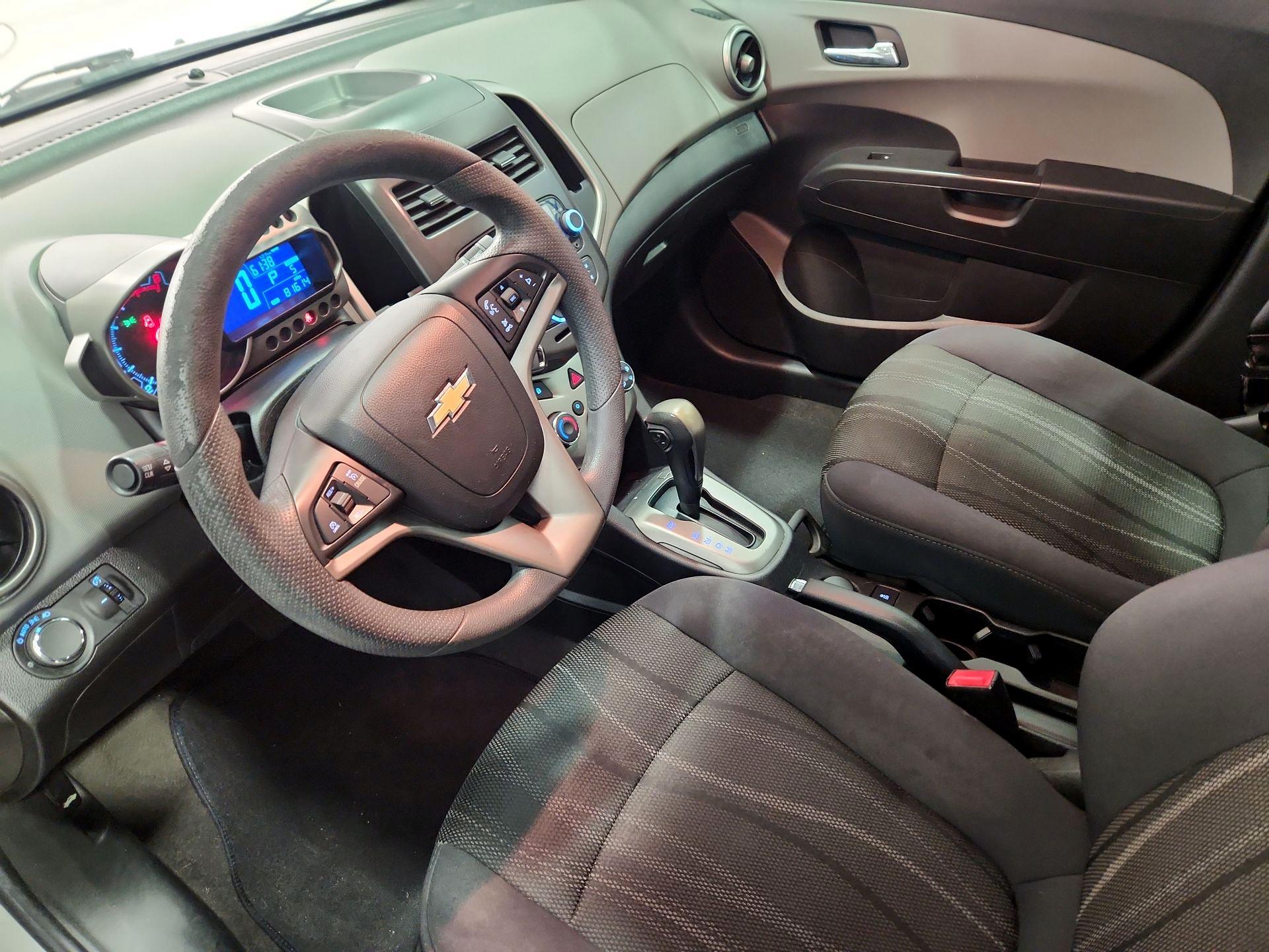 Thumbnail: 2014 Chevrolet Sonic - 11