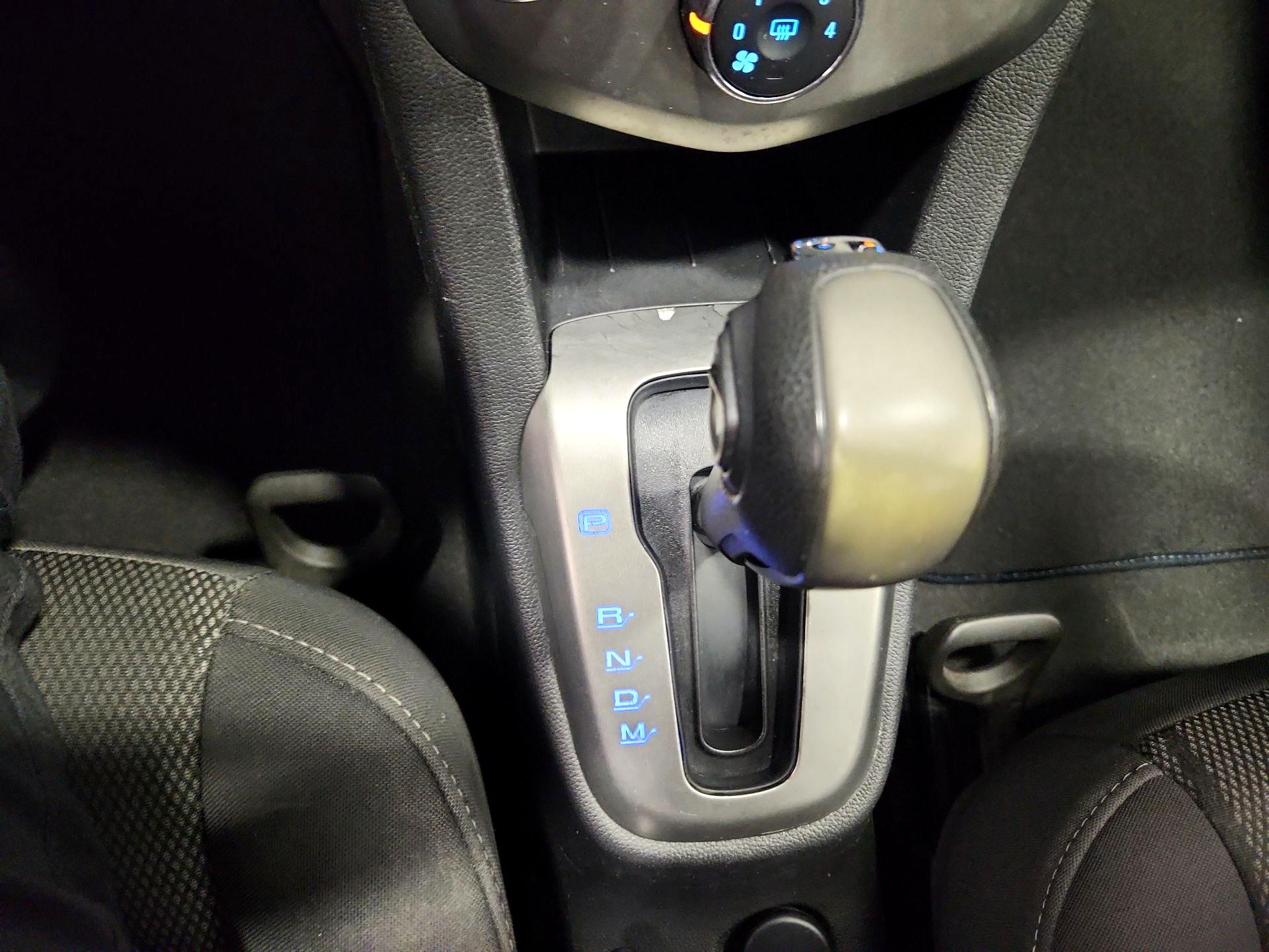 Thumbnail: 2014 Chevrolet Sonic - 16