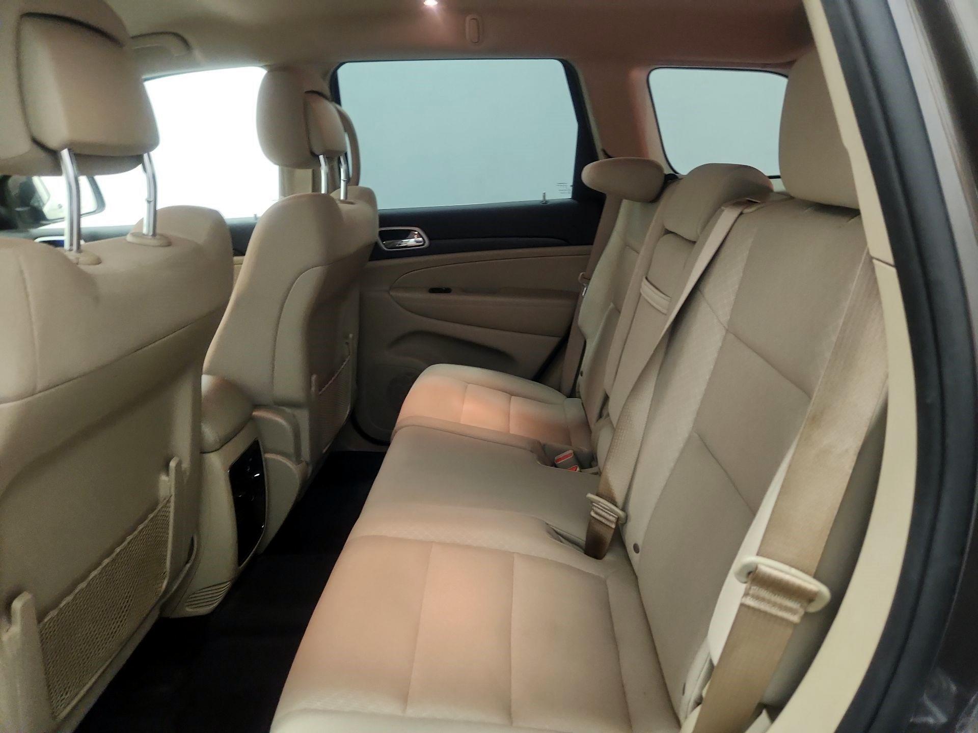 Thumbnail: 2019 Jeep Grand Cherokee - 19