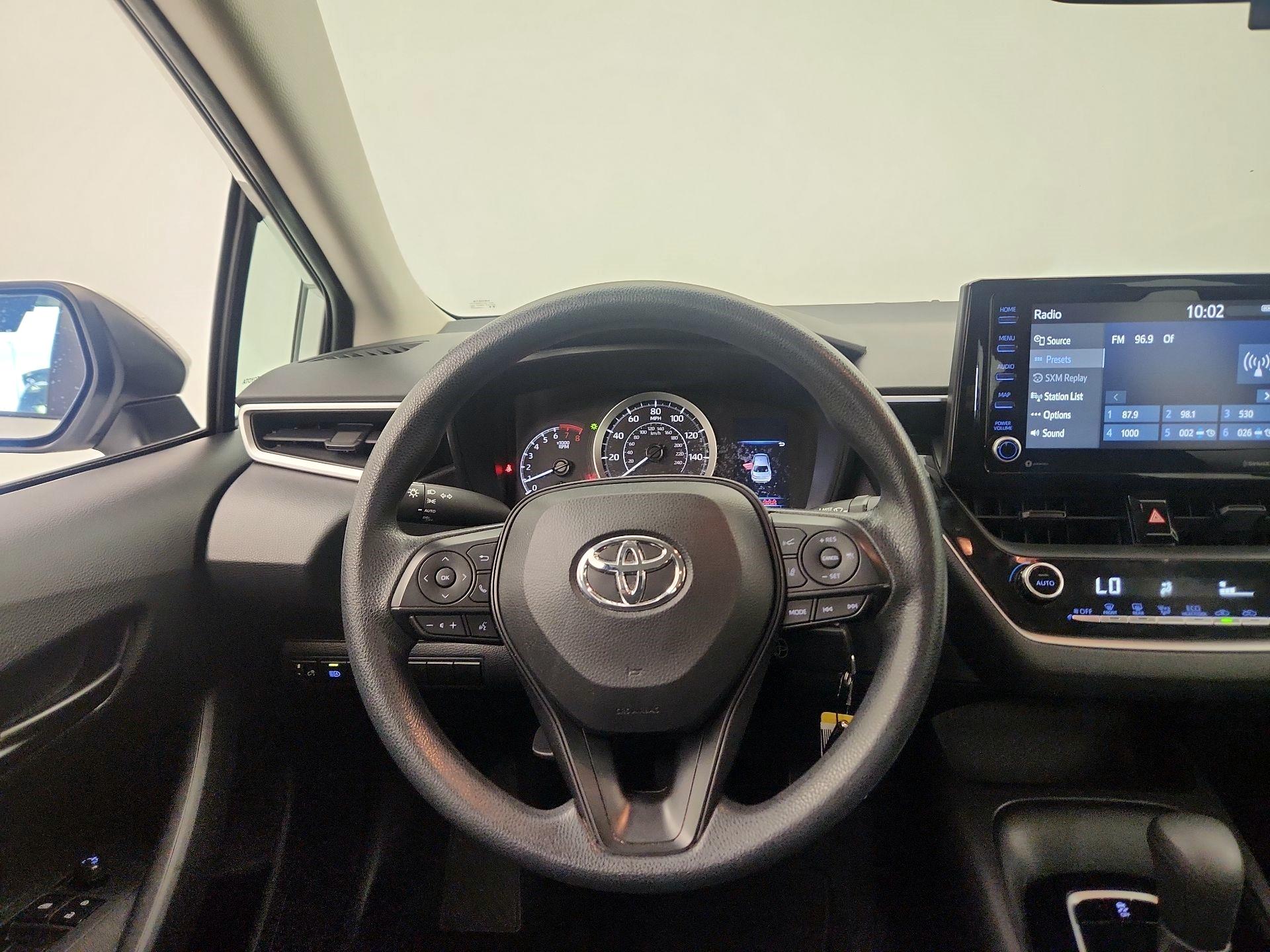 Thumbnail: 2022 Toyota Corolla - 10