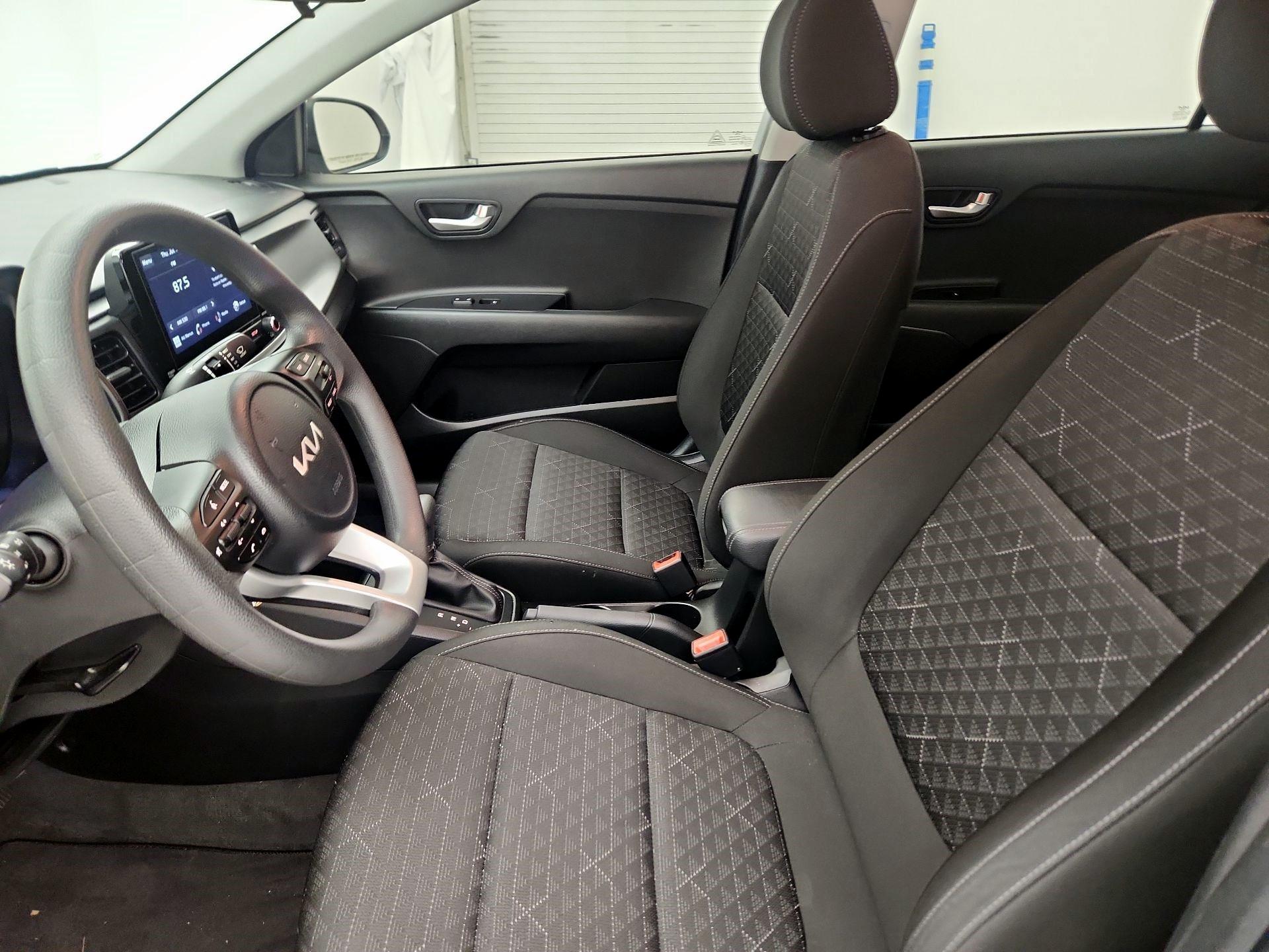 Thumbnail: 2023 Kia Rio - 11