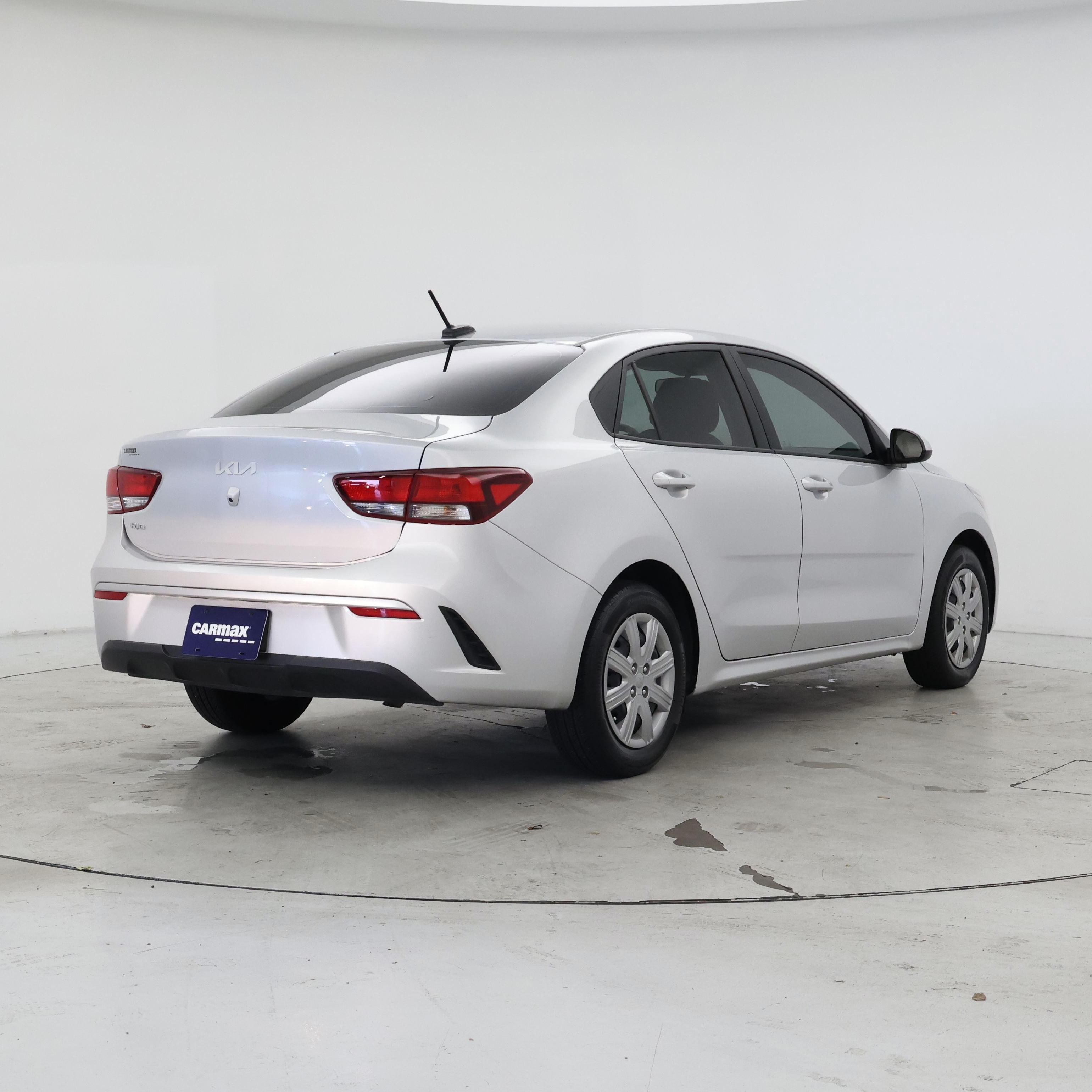 Thumbnail: 2023 Kia Rio - 8