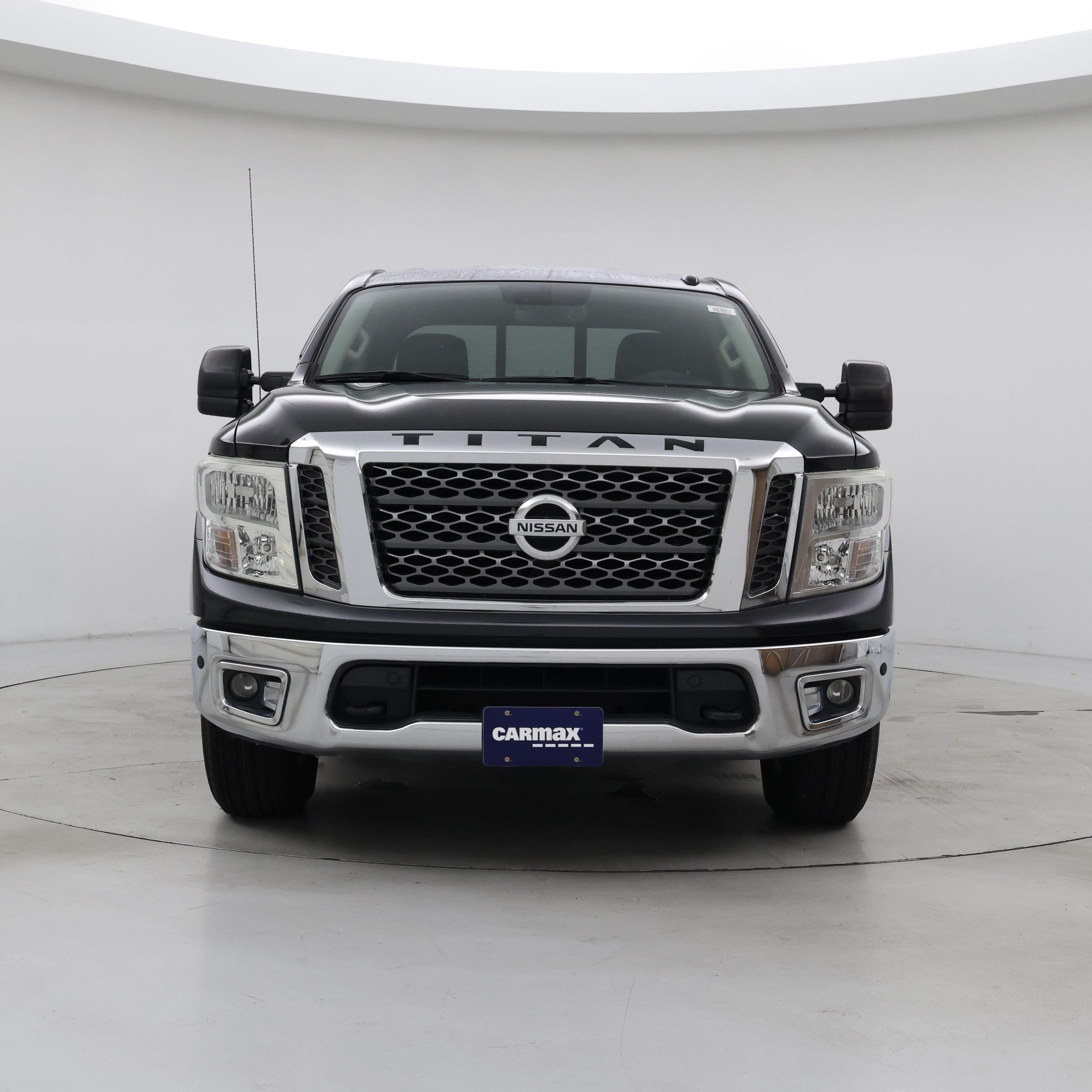 Thumbnail: 2017 Nissan Titan - 5