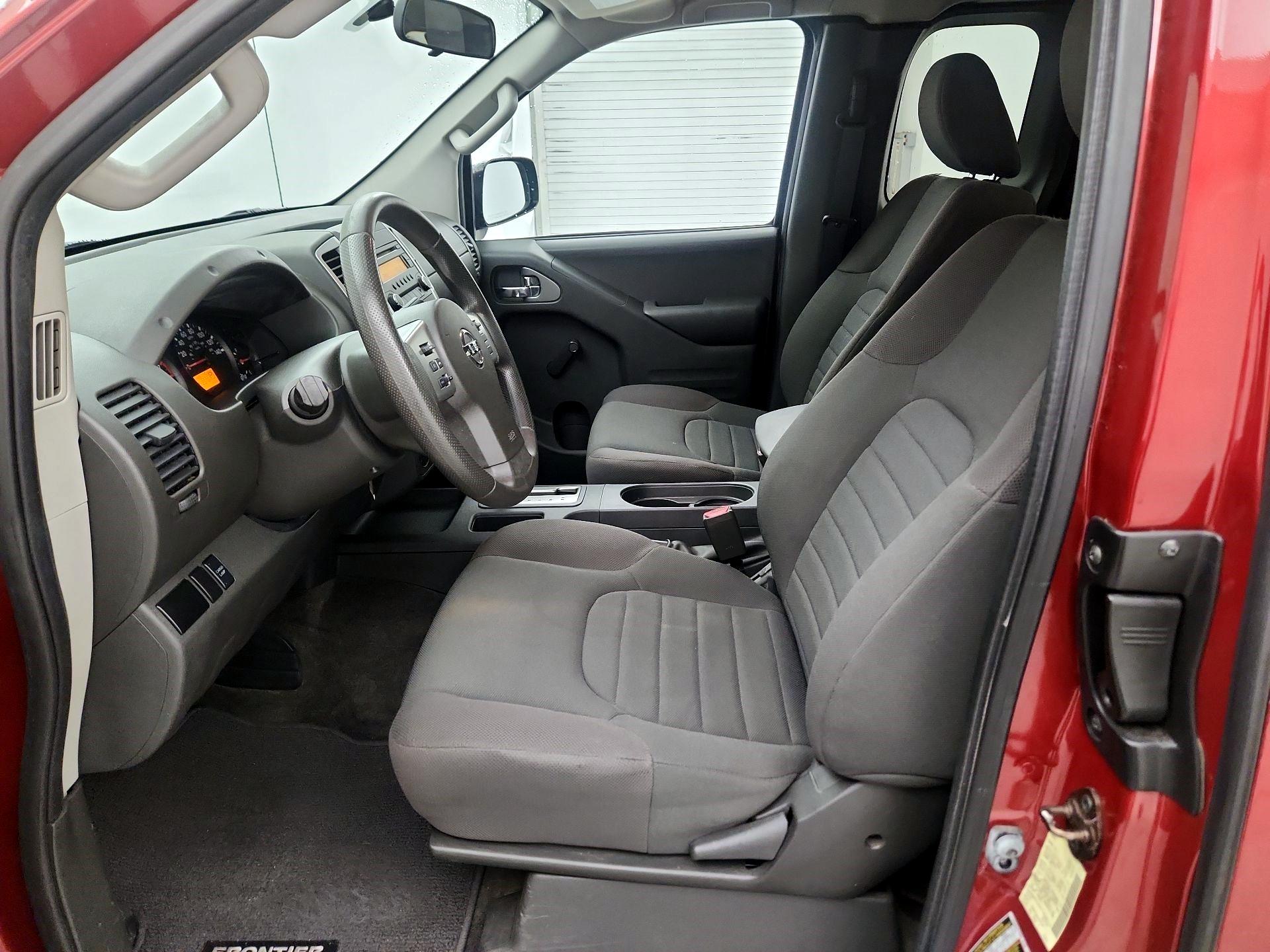 Thumbnail: 2015 Nissan Frontier - 11
