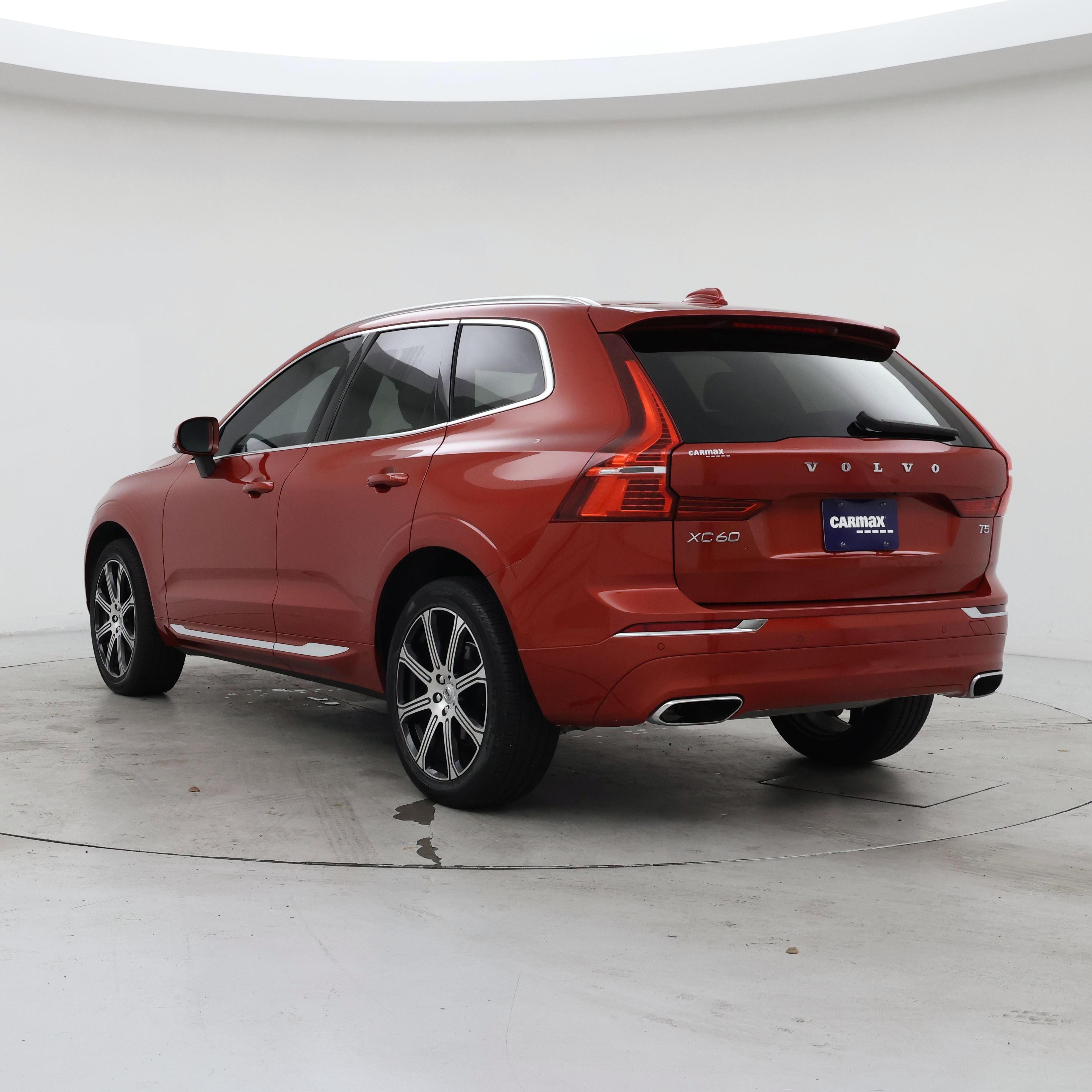 Thumbnail: 2021 Volvo XC60 - 2