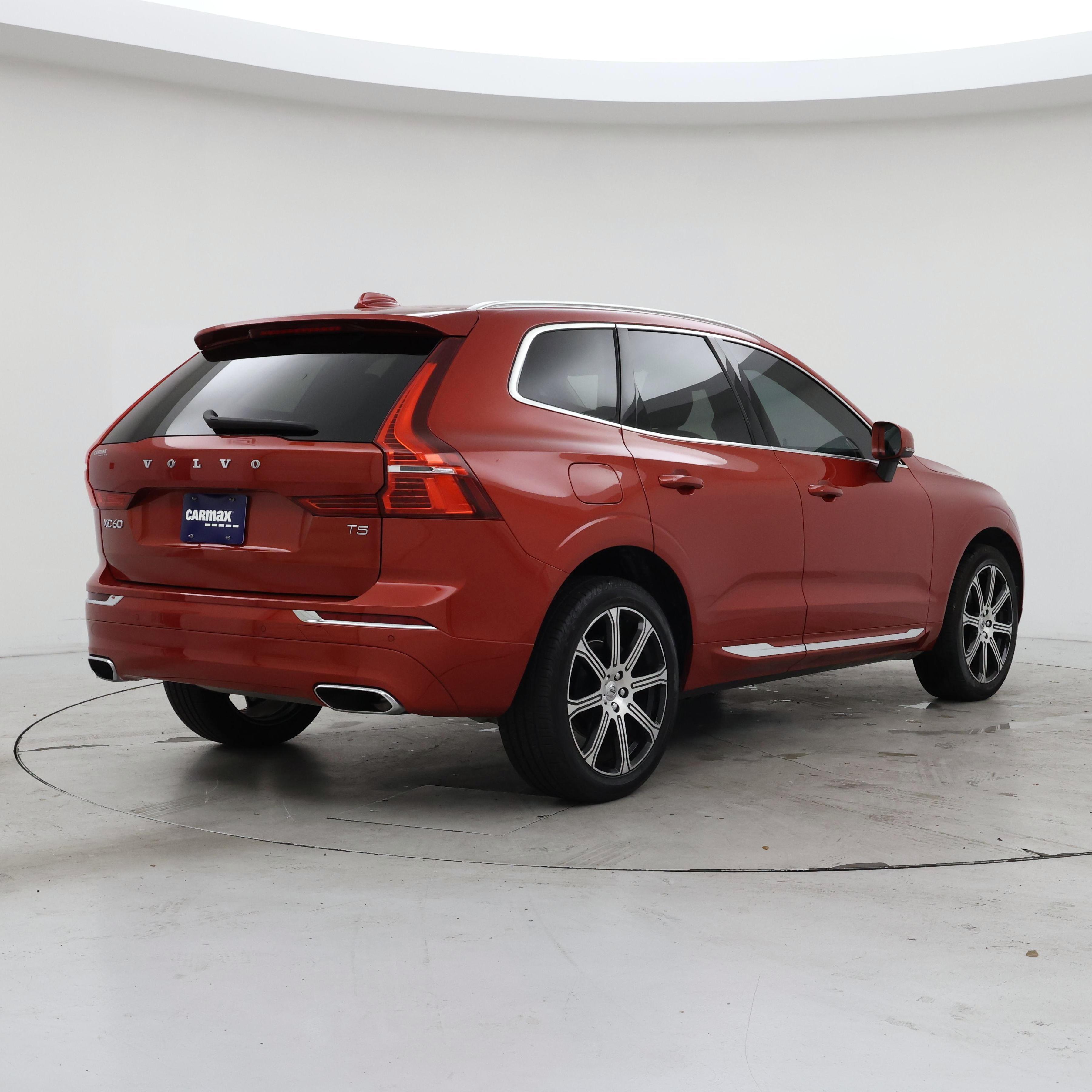 Thumbnail: 2021 Volvo XC60 - 8