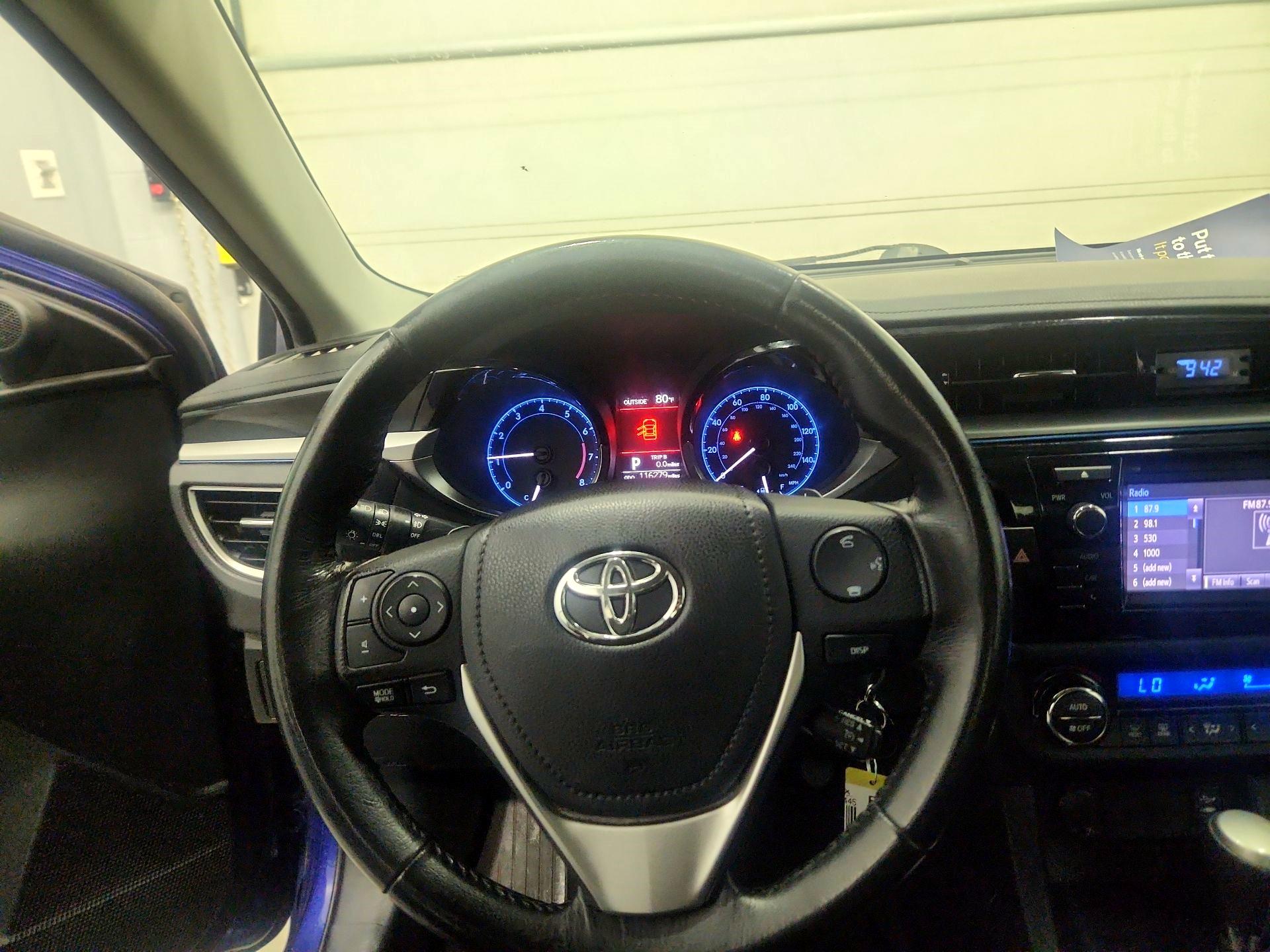 Thumbnail: 2016 Toyota Corolla - 10