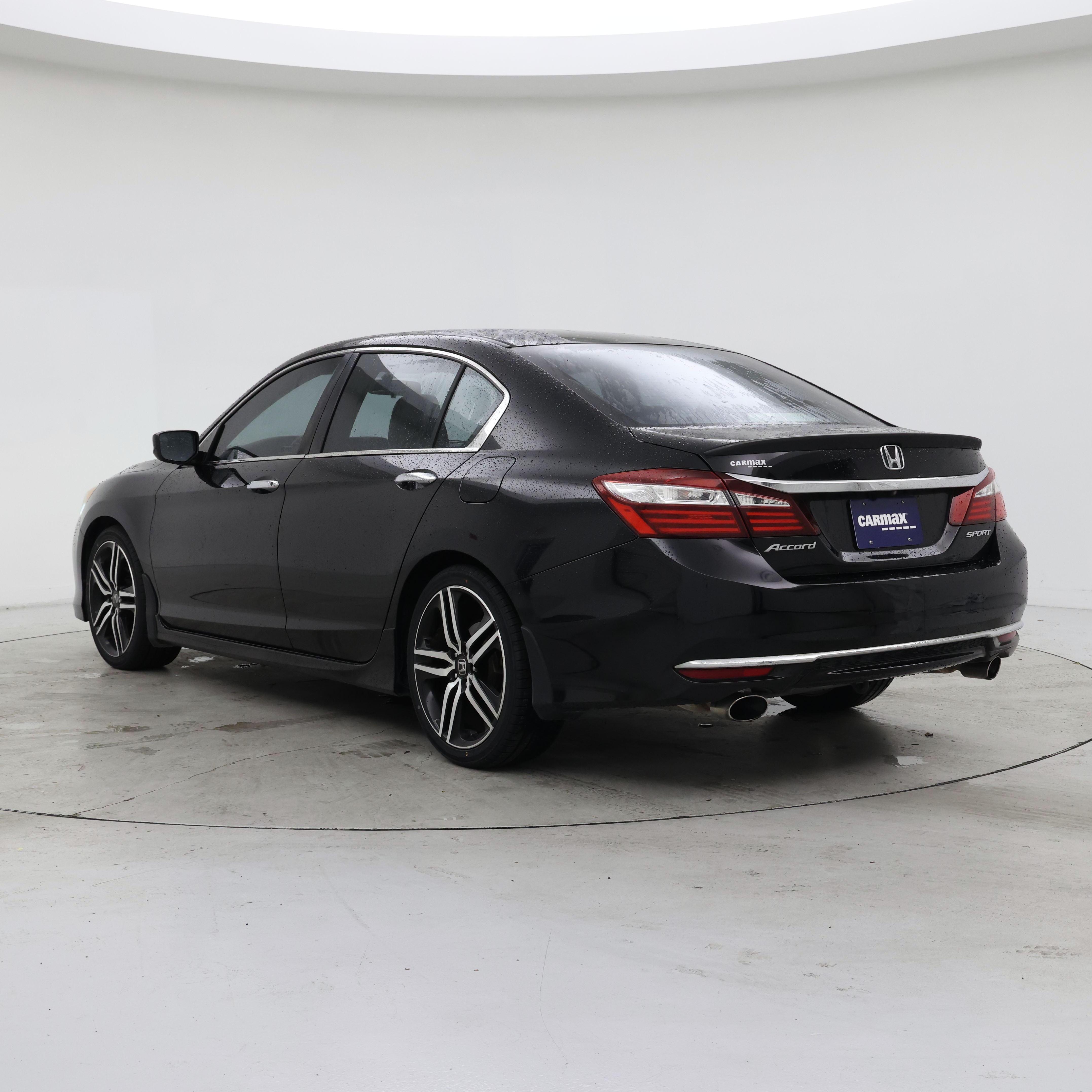 Thumbnail: 2017 Honda Accord - 2