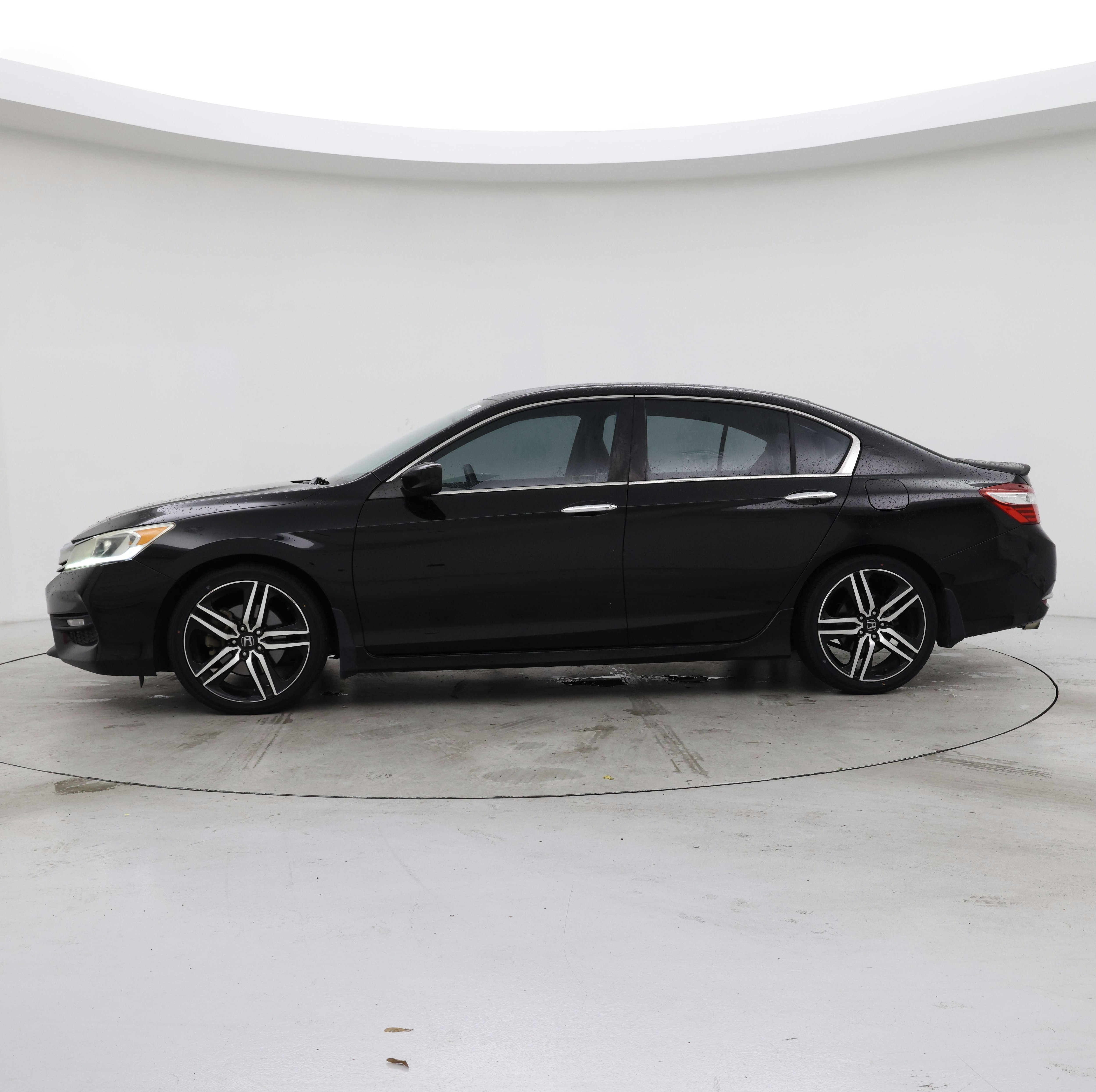 Thumbnail: 2017 Honda Accord - 3