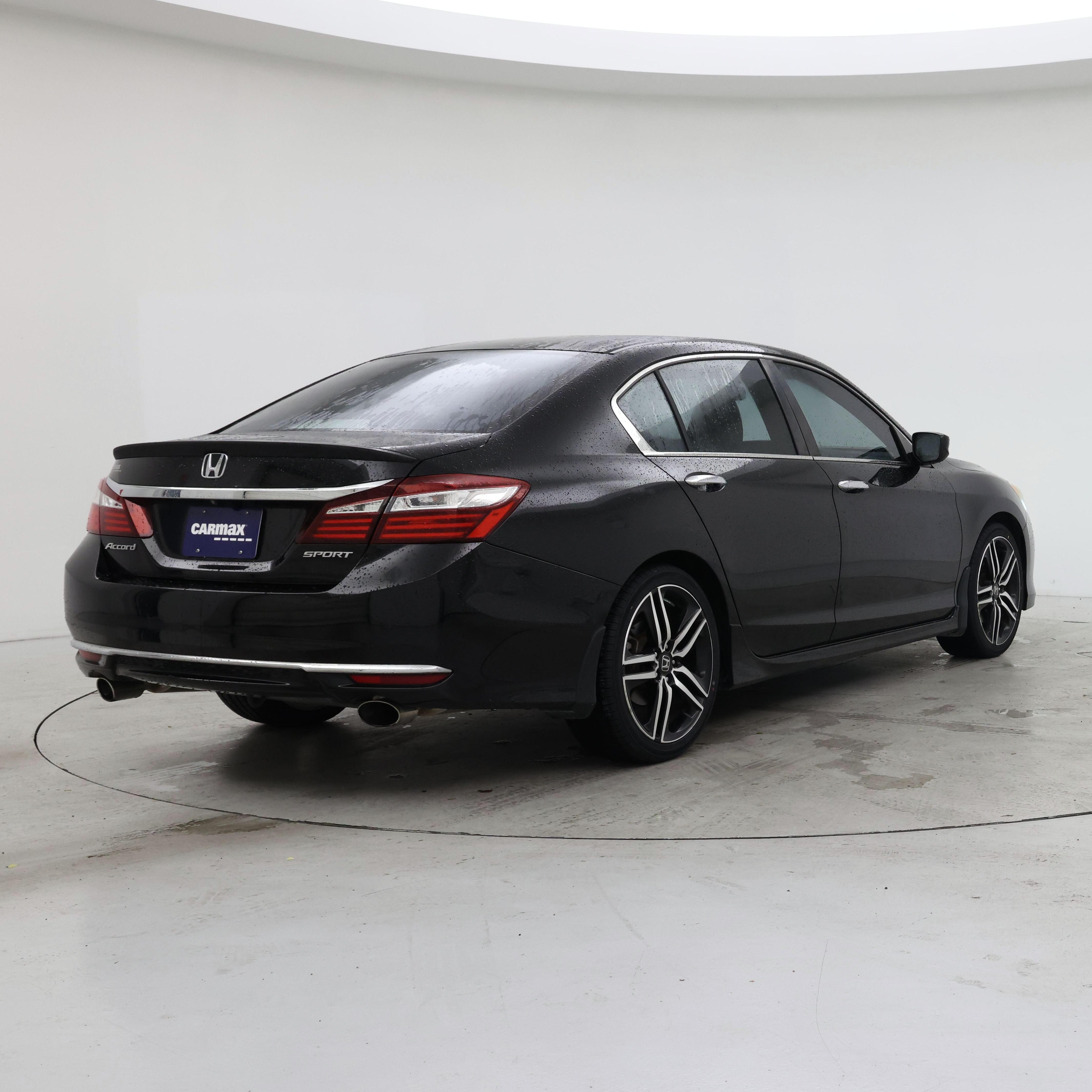 Thumbnail: 2017 Honda Accord - 8