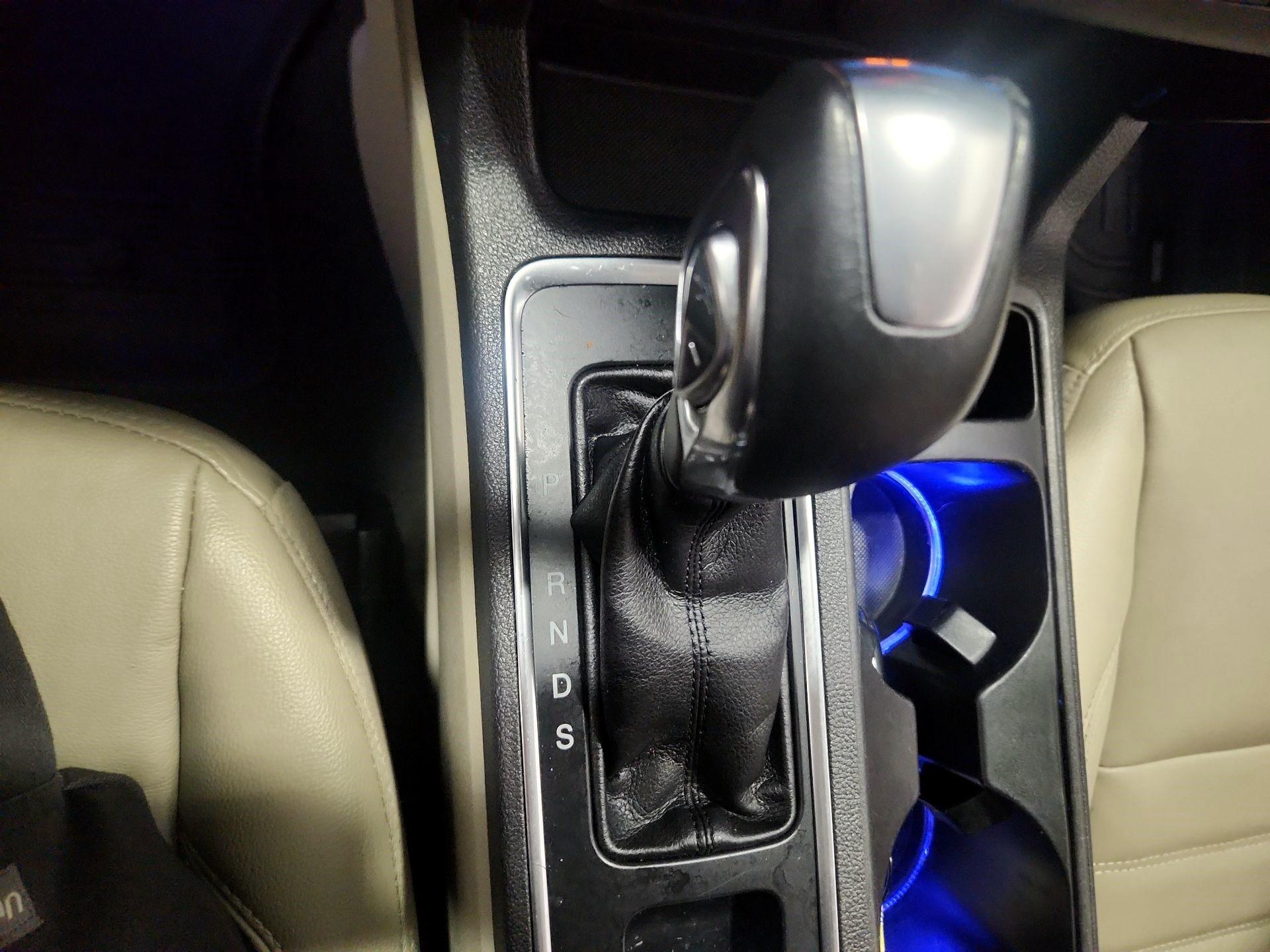 Thumbnail: 2019 Ford Escape - 17