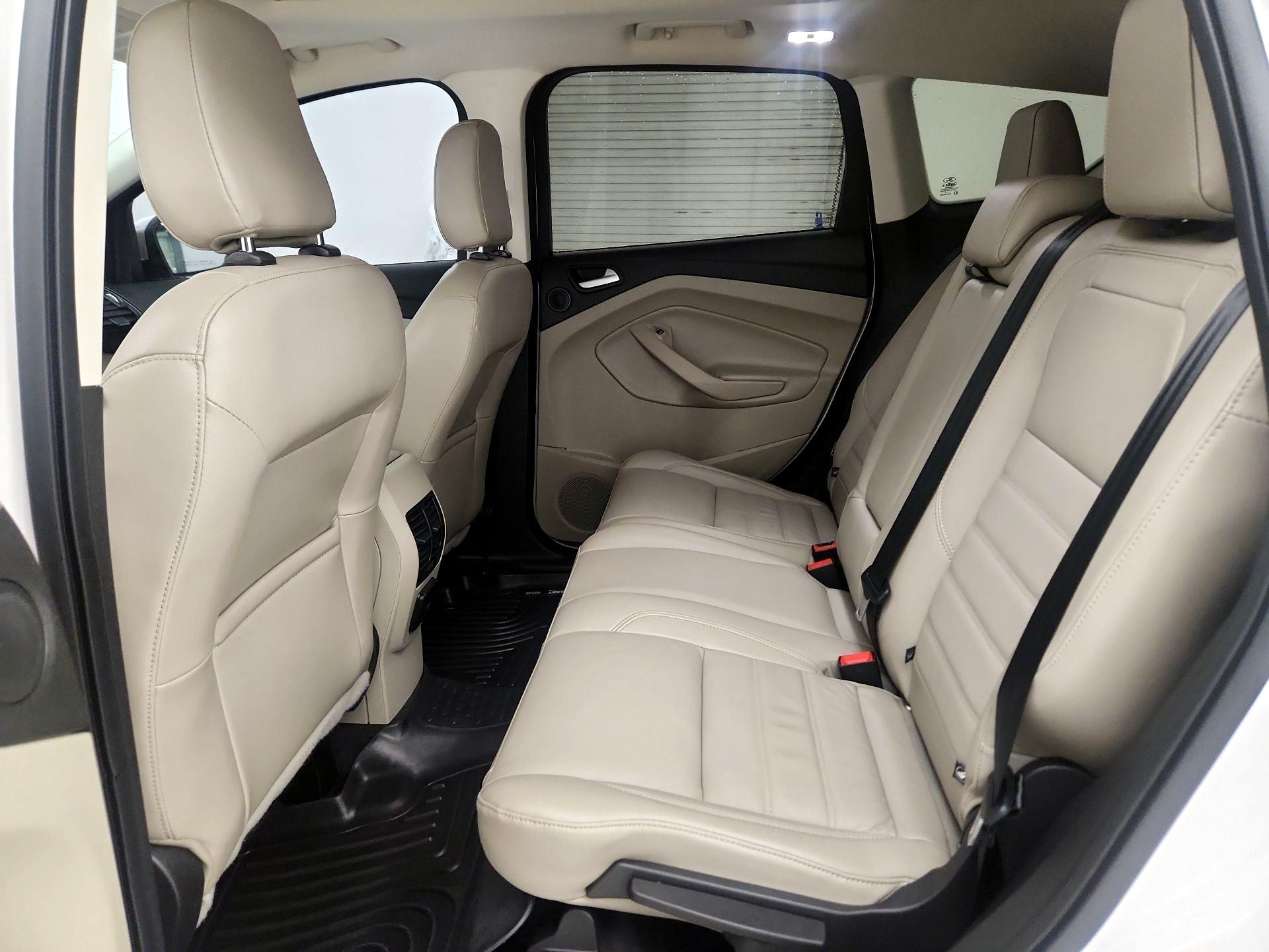 Thumbnail: 2019 Ford Escape - 20