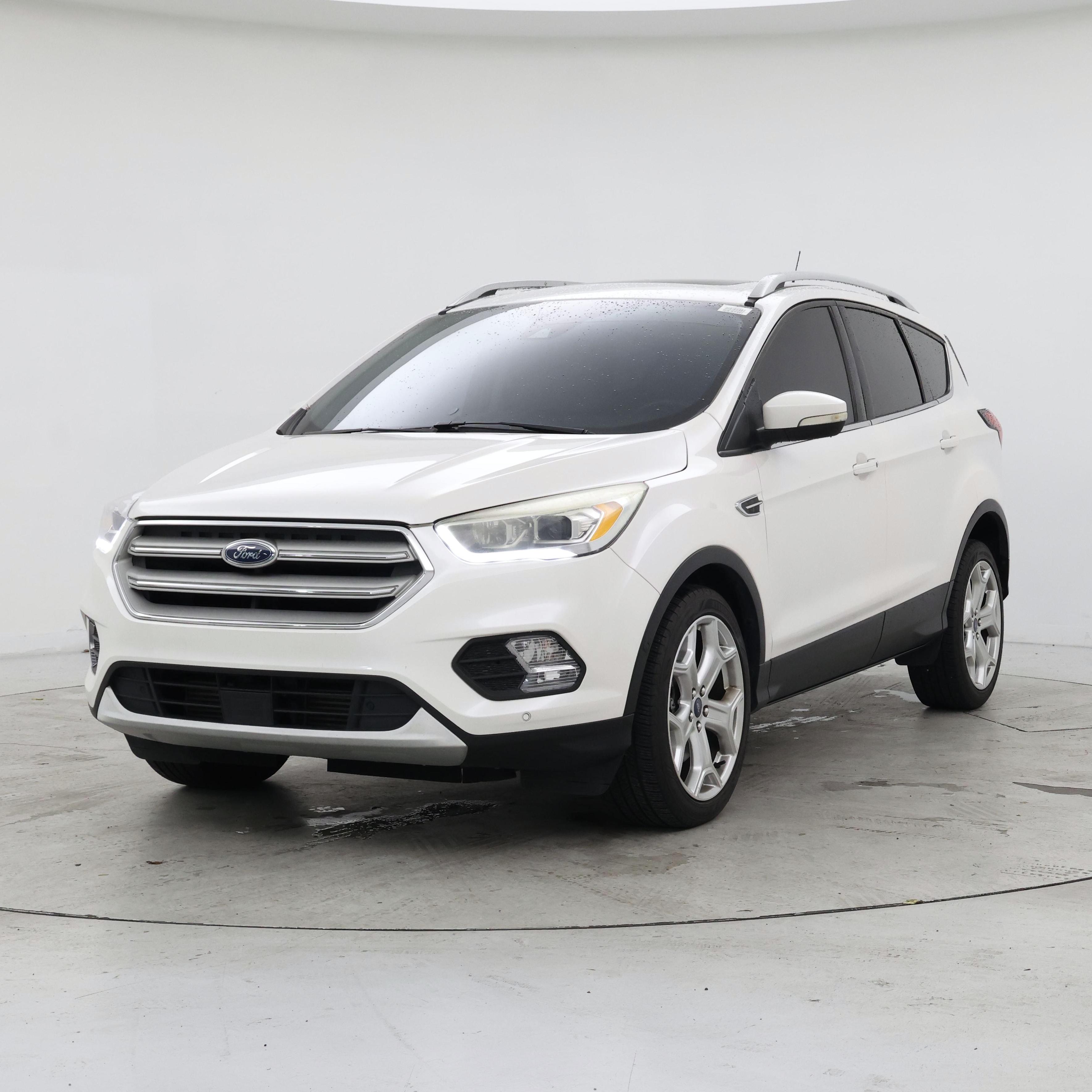 Thumbnail: 2019 Ford Escape - 4