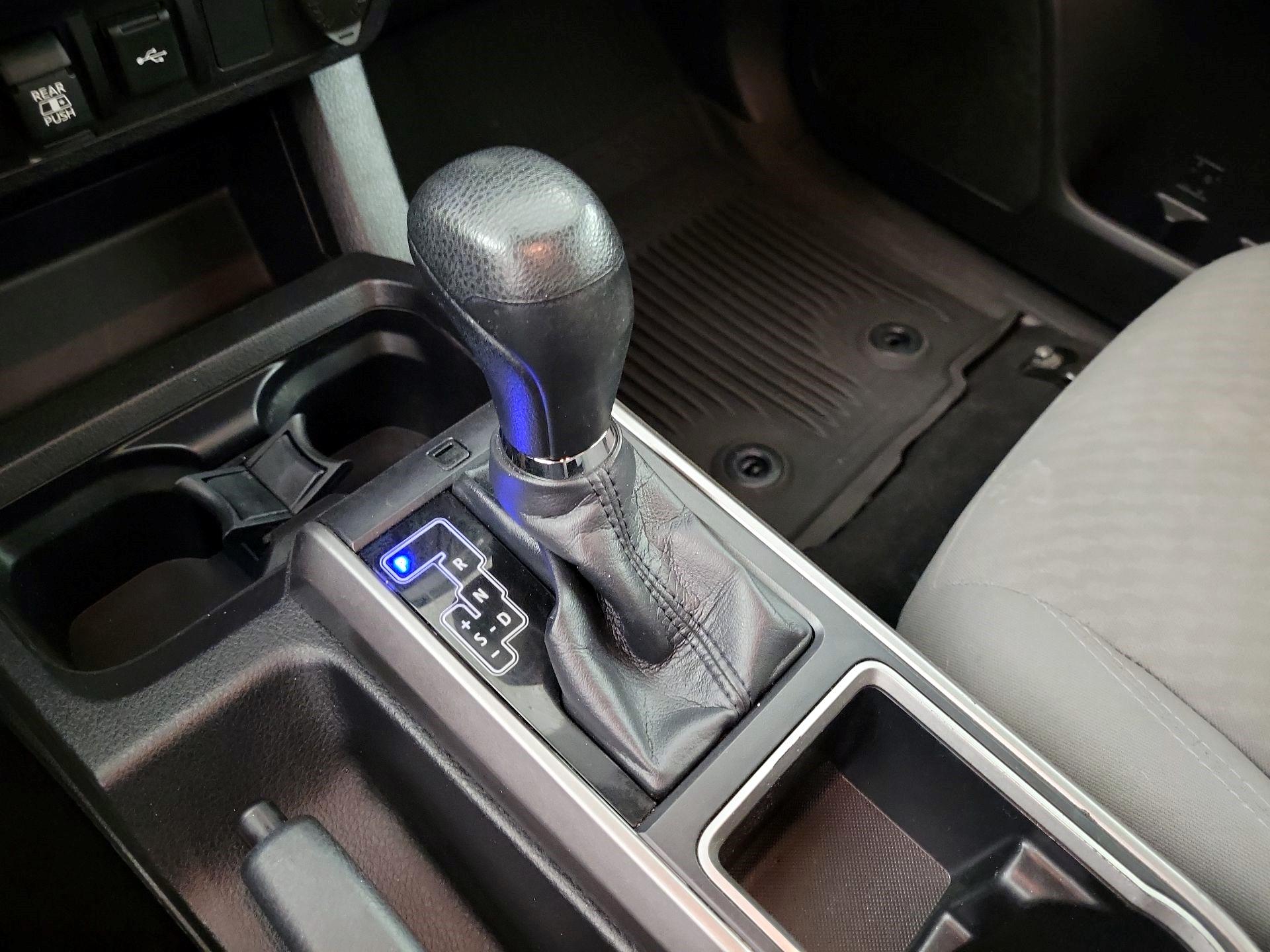 Thumbnail: 2021 Toyota Tacoma - 15