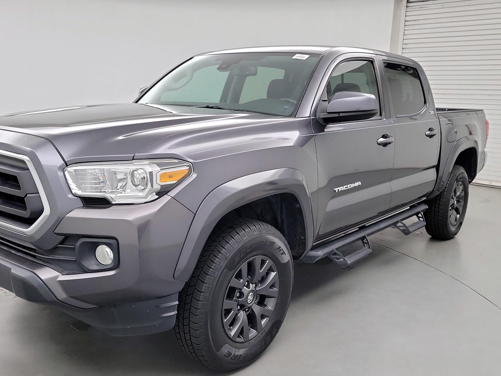 Thumbnail: 2021 Toyota Tacoma - 3