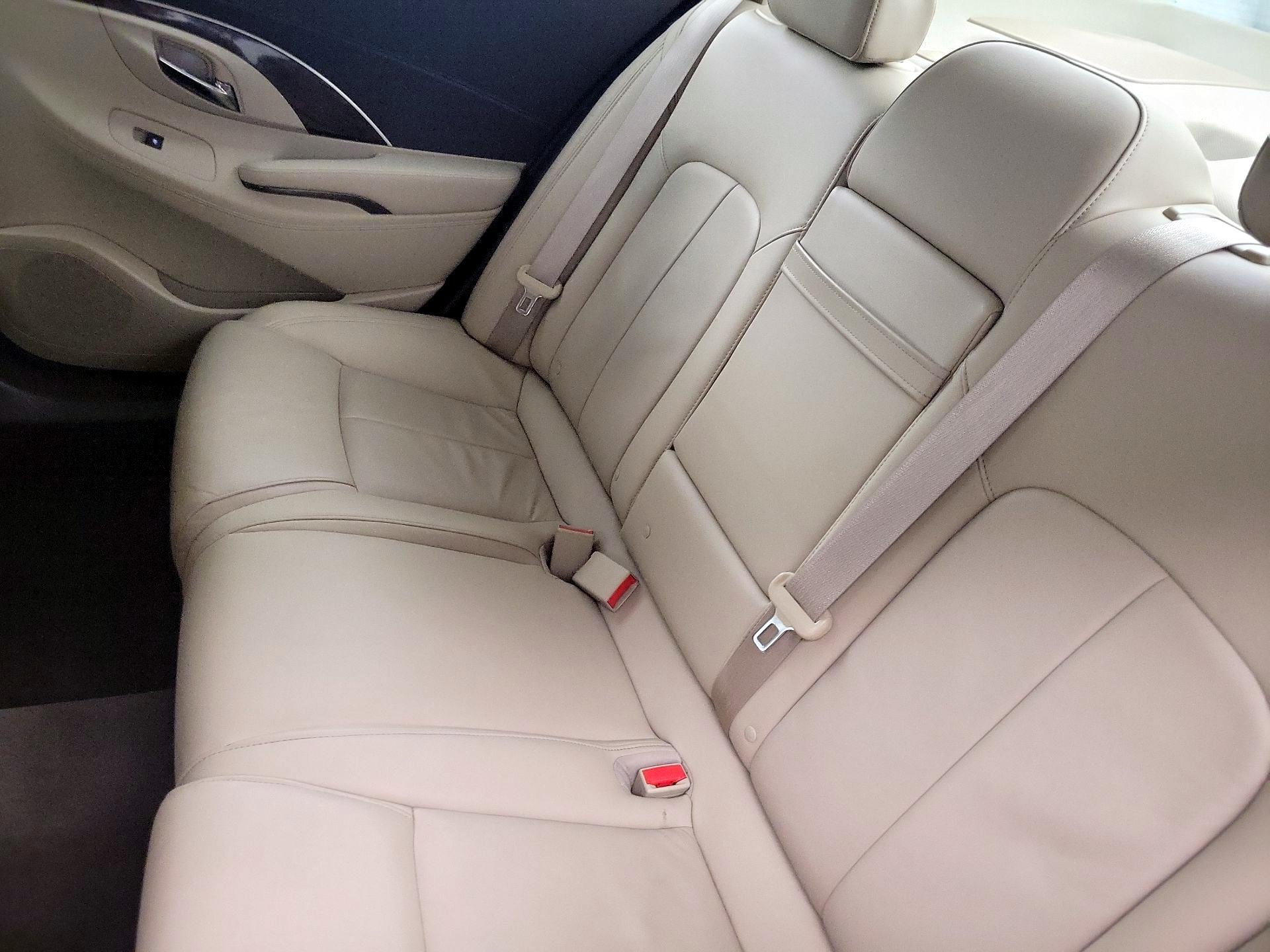Thumbnail: 2016 Buick LaCrosse - 17