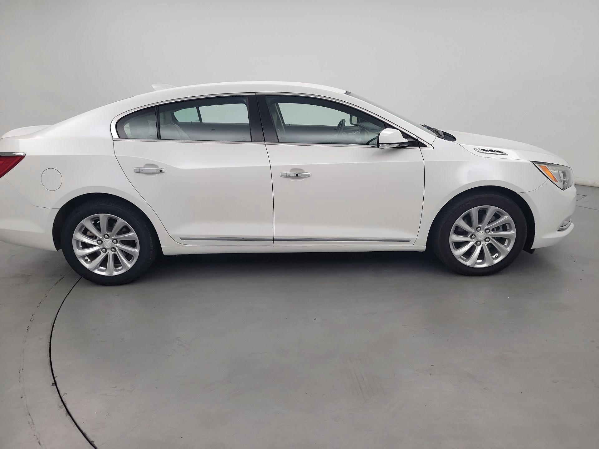 Thumbnail: 2016 Buick LaCrosse - 4
