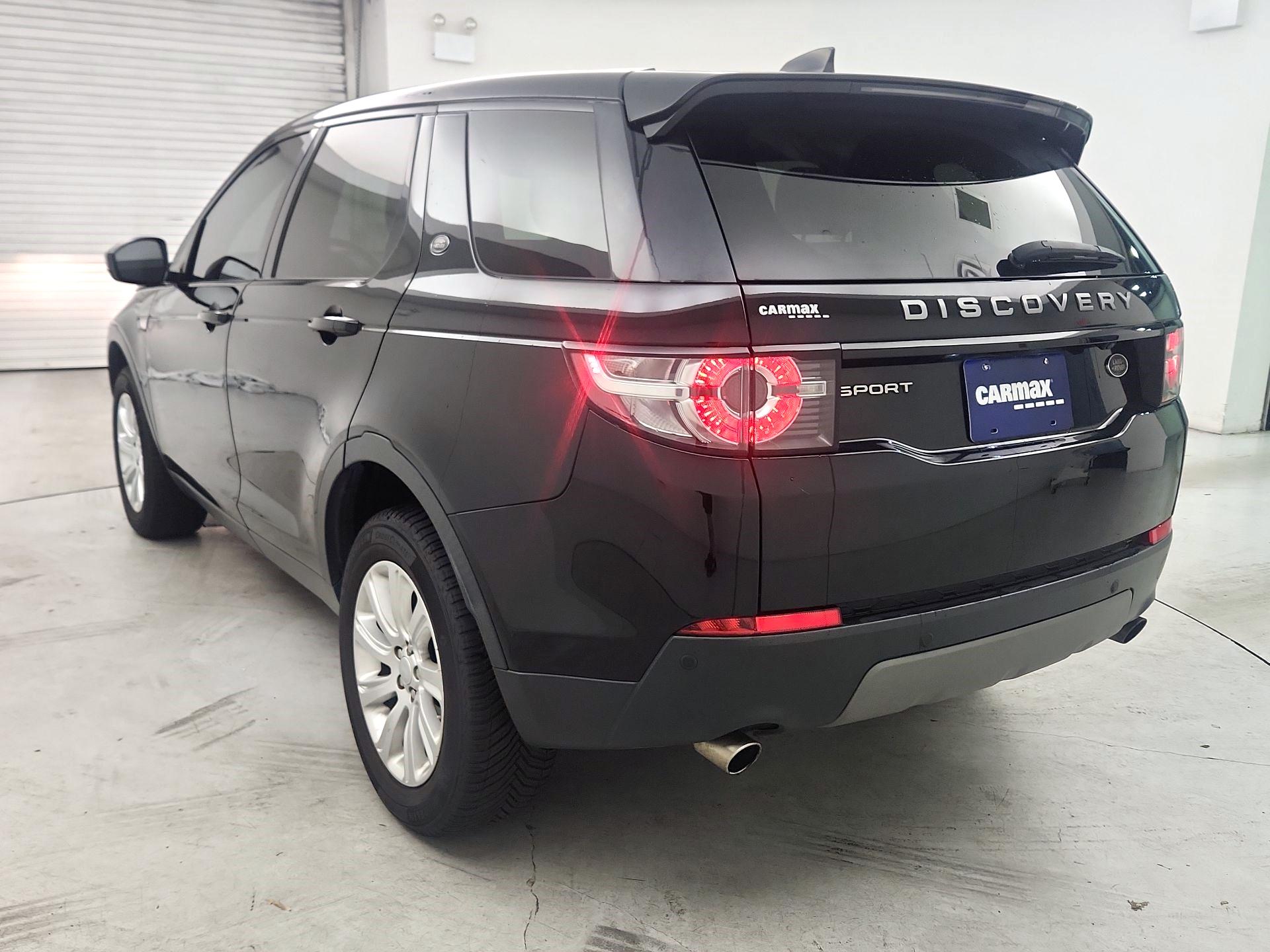 Thumbnail: 2019 Land Rover Discovery Sport - 7