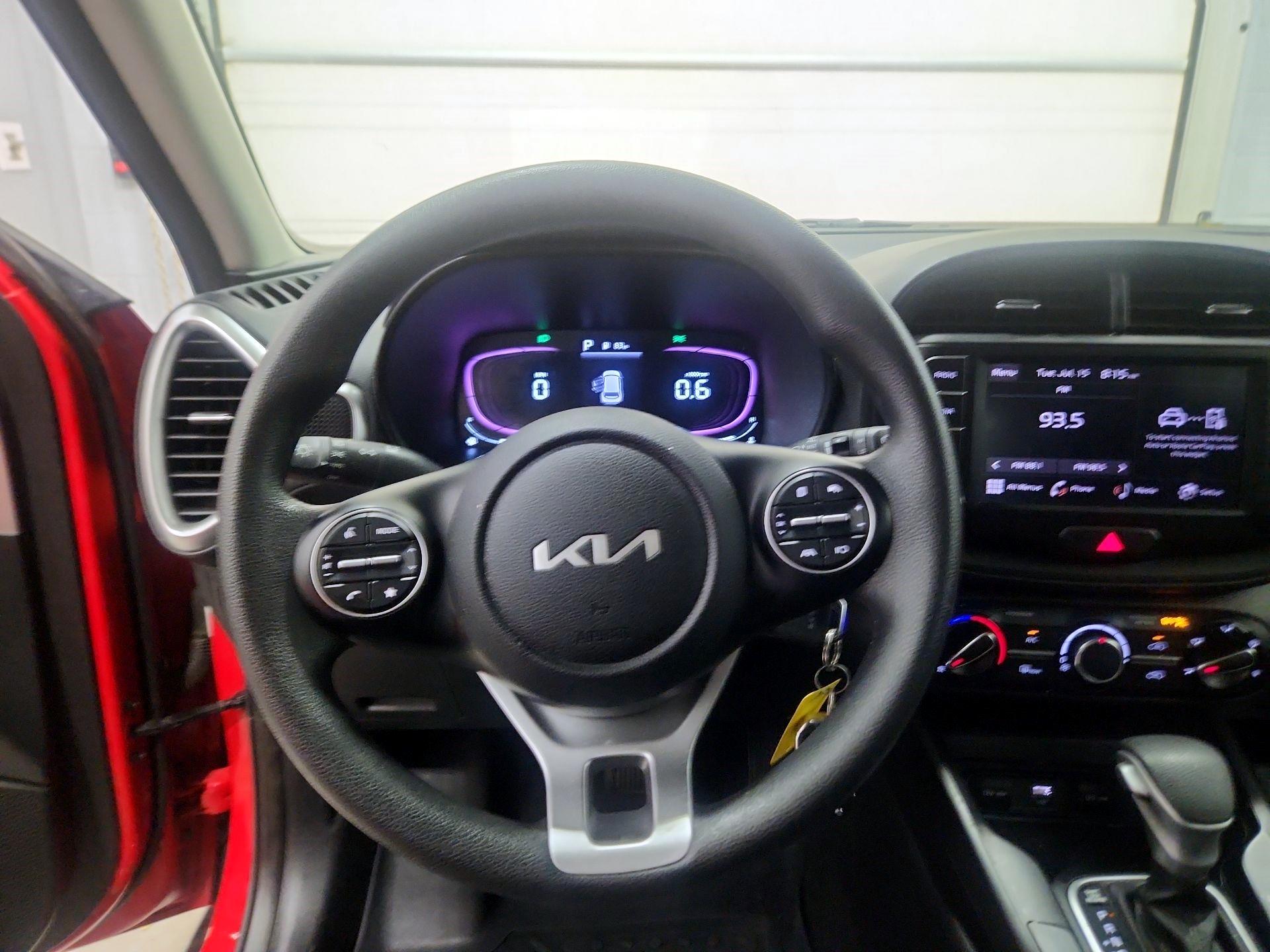 Thumbnail: 2023 Kia Soul - 10