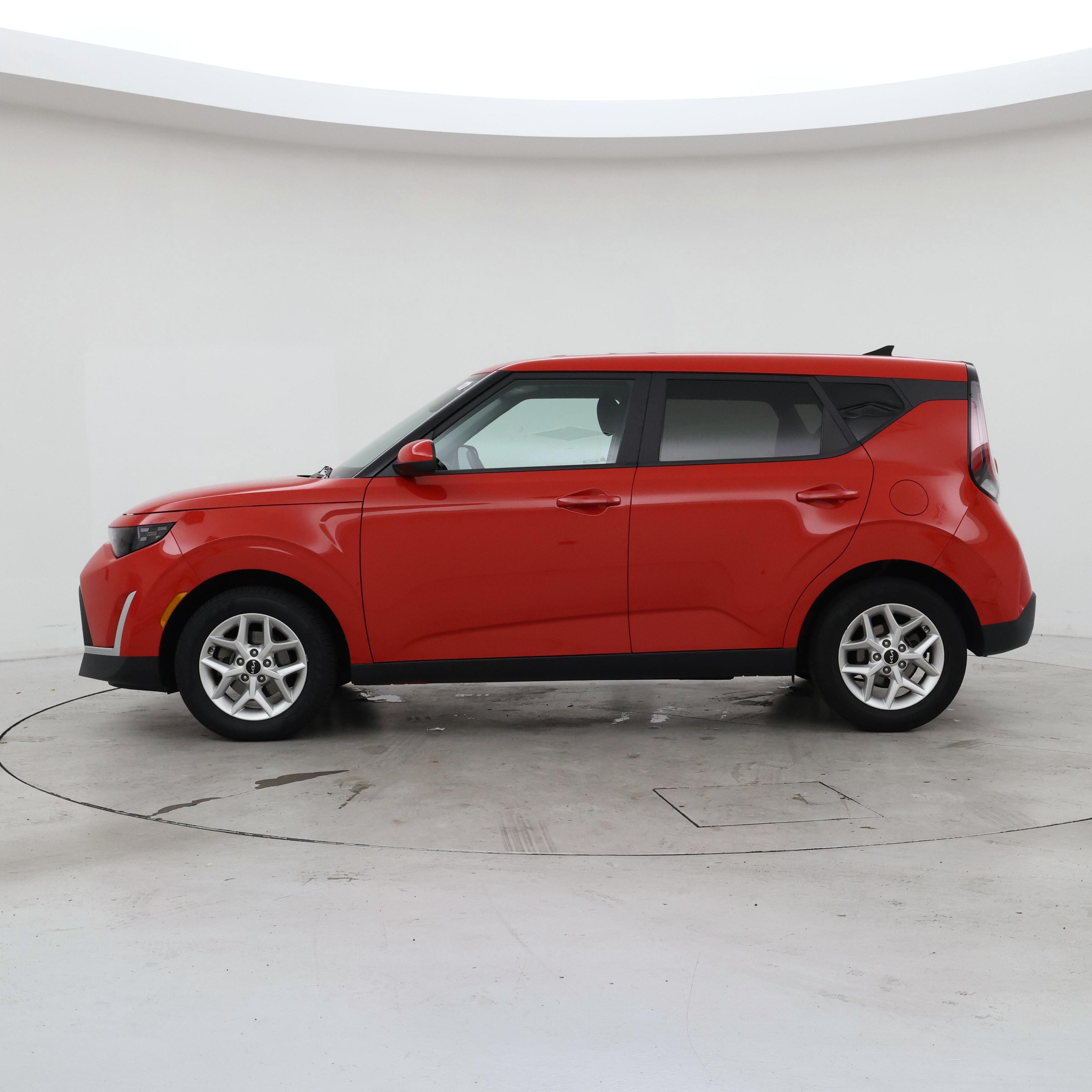 Thumbnail: 2023 Kia Soul - 3