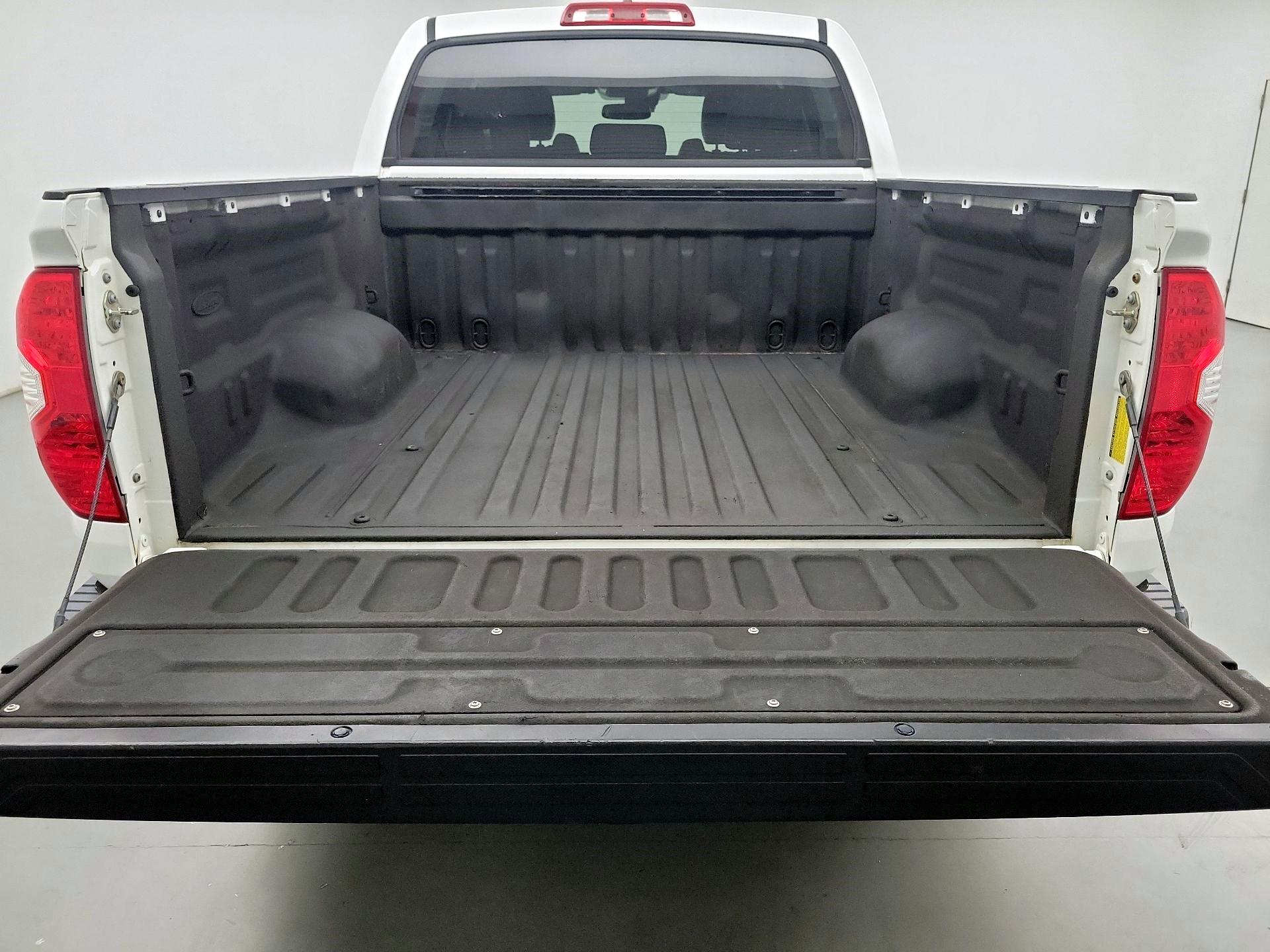 Thumbnail: 2020 Toyota Tundra - 20