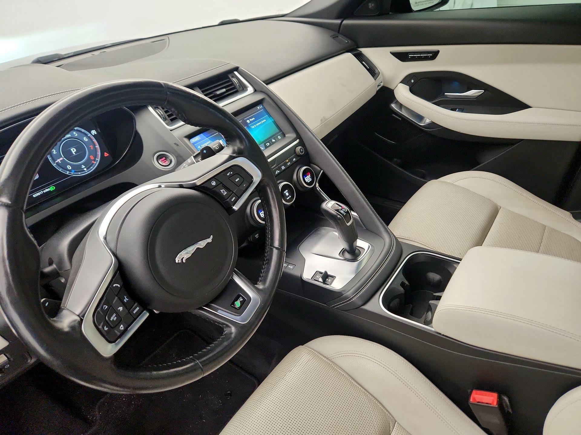 Thumbnail: 2020 Jaguar E-Pace - 11