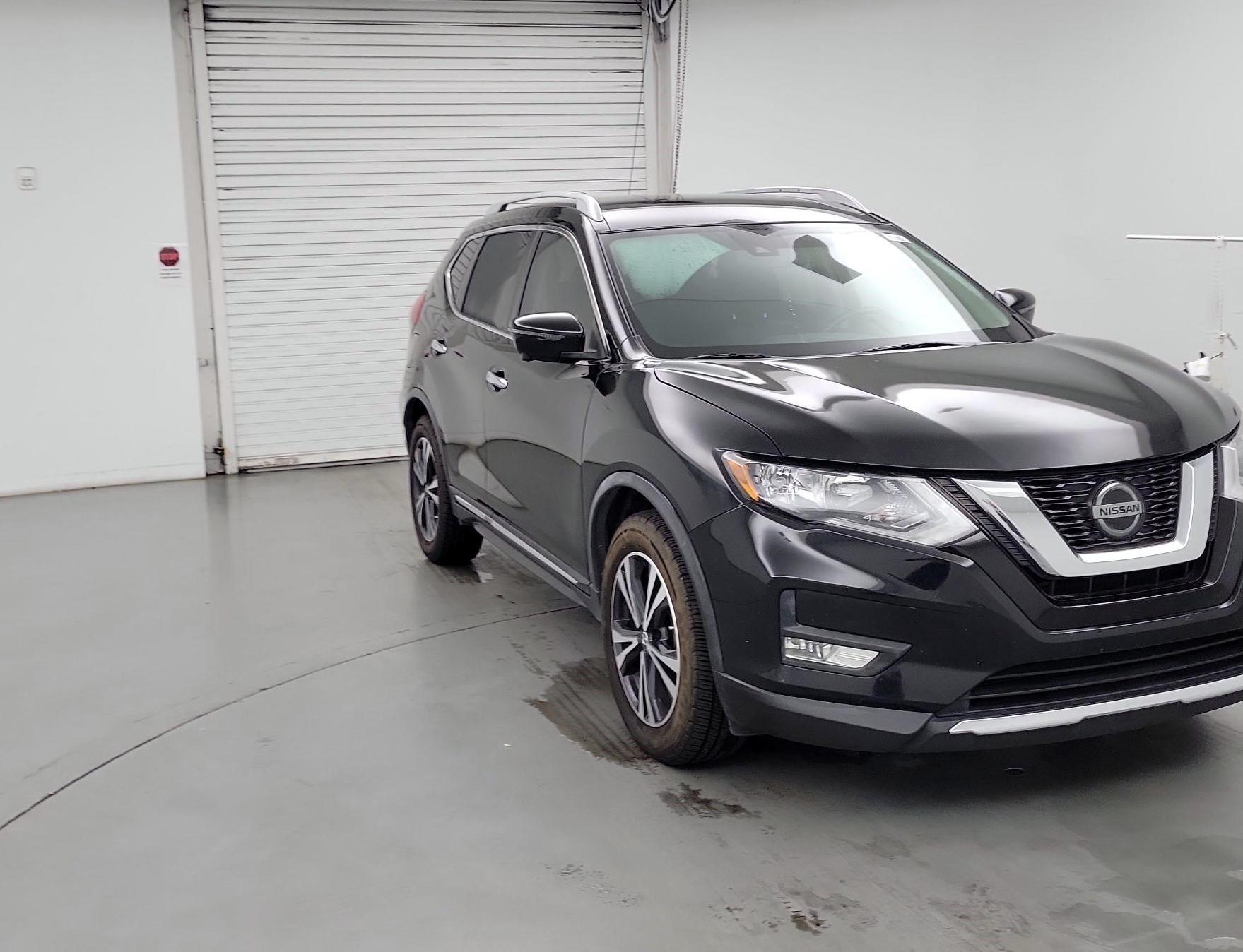 Thumbnail: 2018 Nissan Rogue - 1