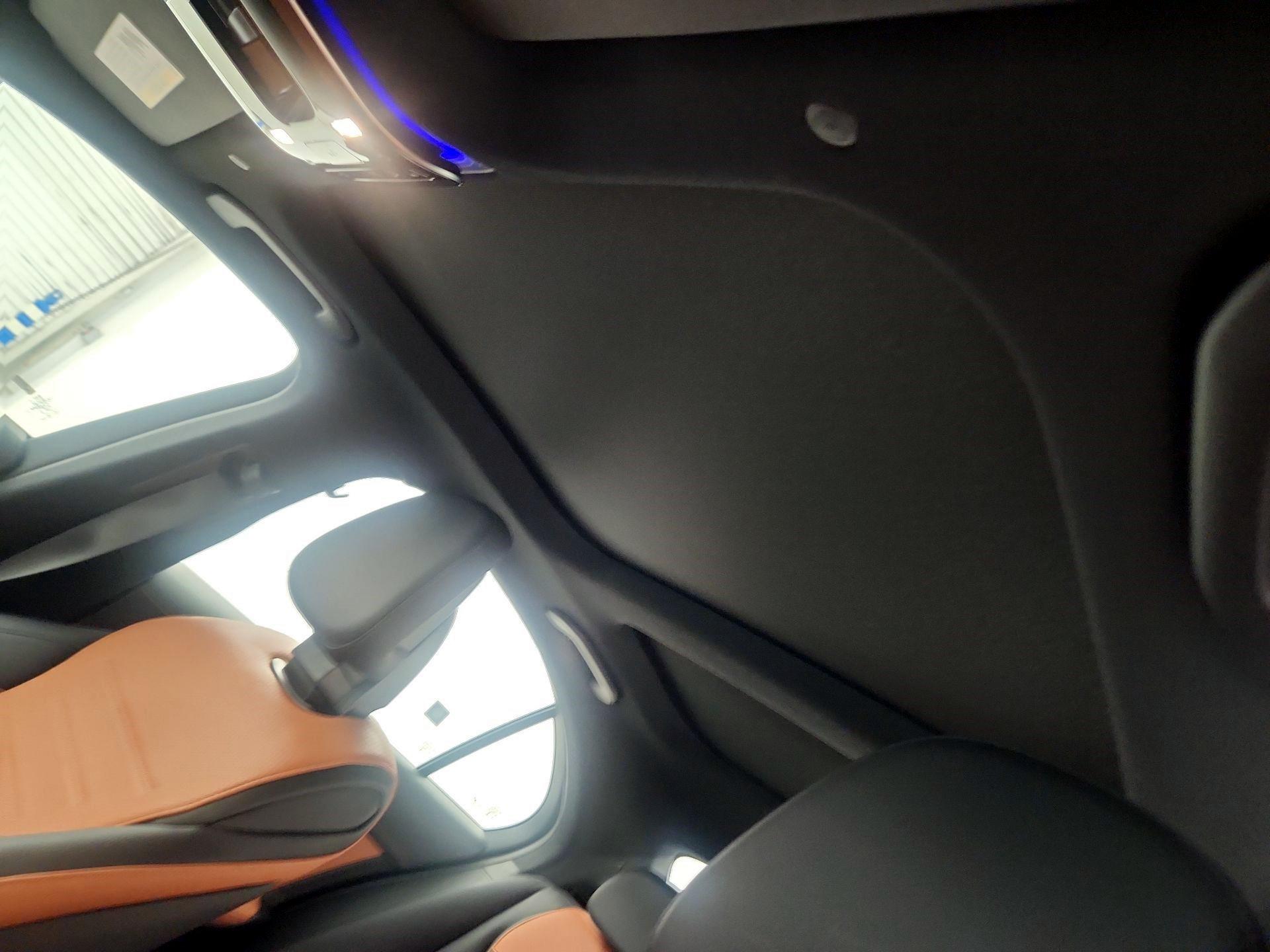 Thumbnail: 2023 Mercedes-Benz C-Class - 19