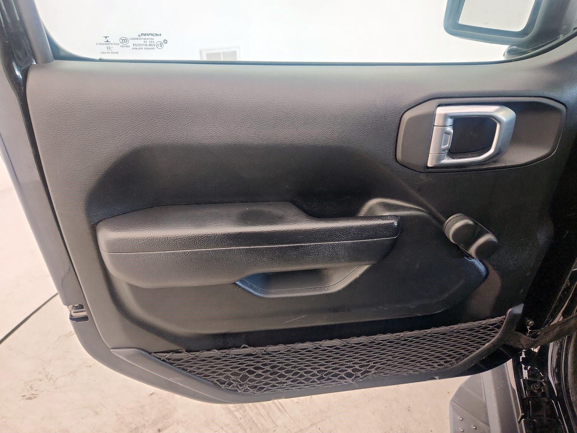 Thumbnail: 2022 Jeep Wrangler - 12