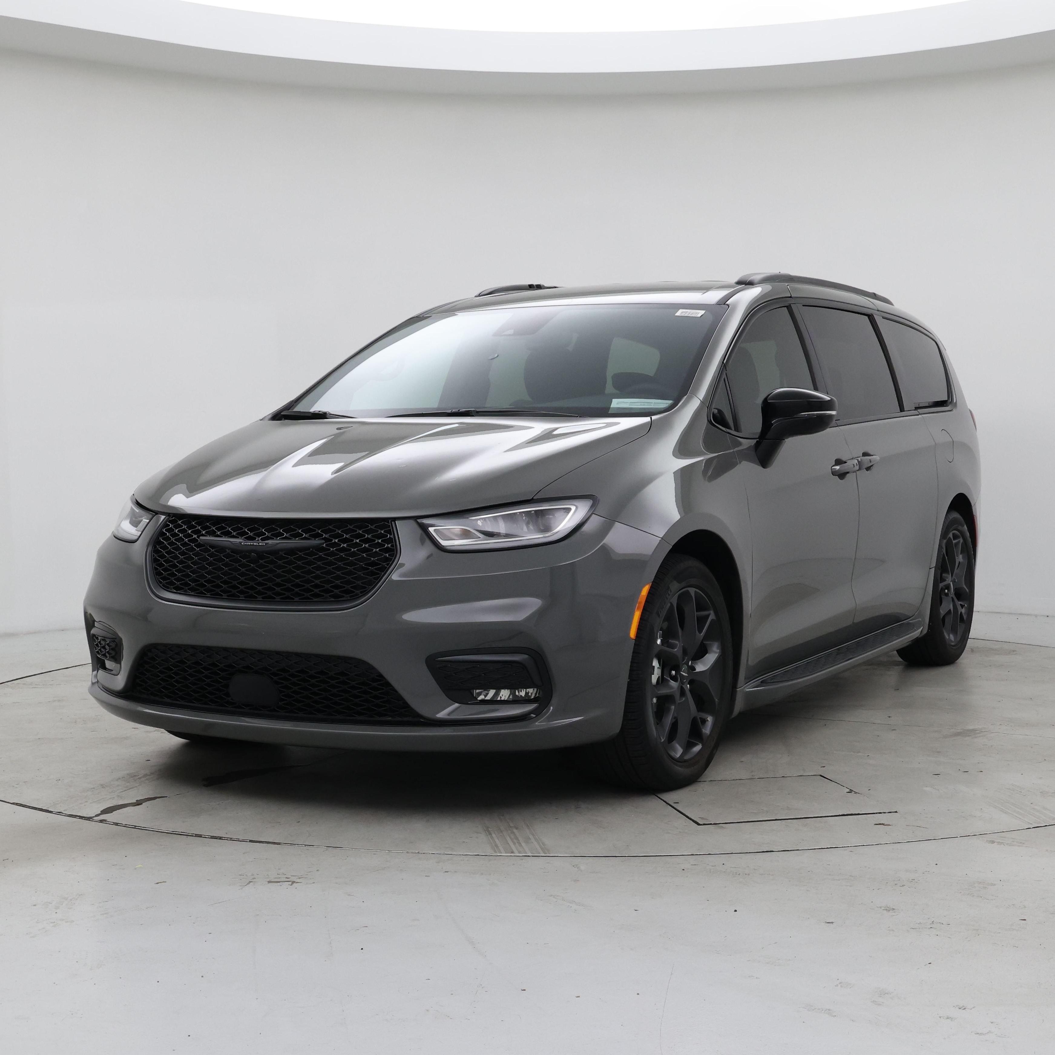 Thumbnail: 2024 Chrysler Pacifica - 4