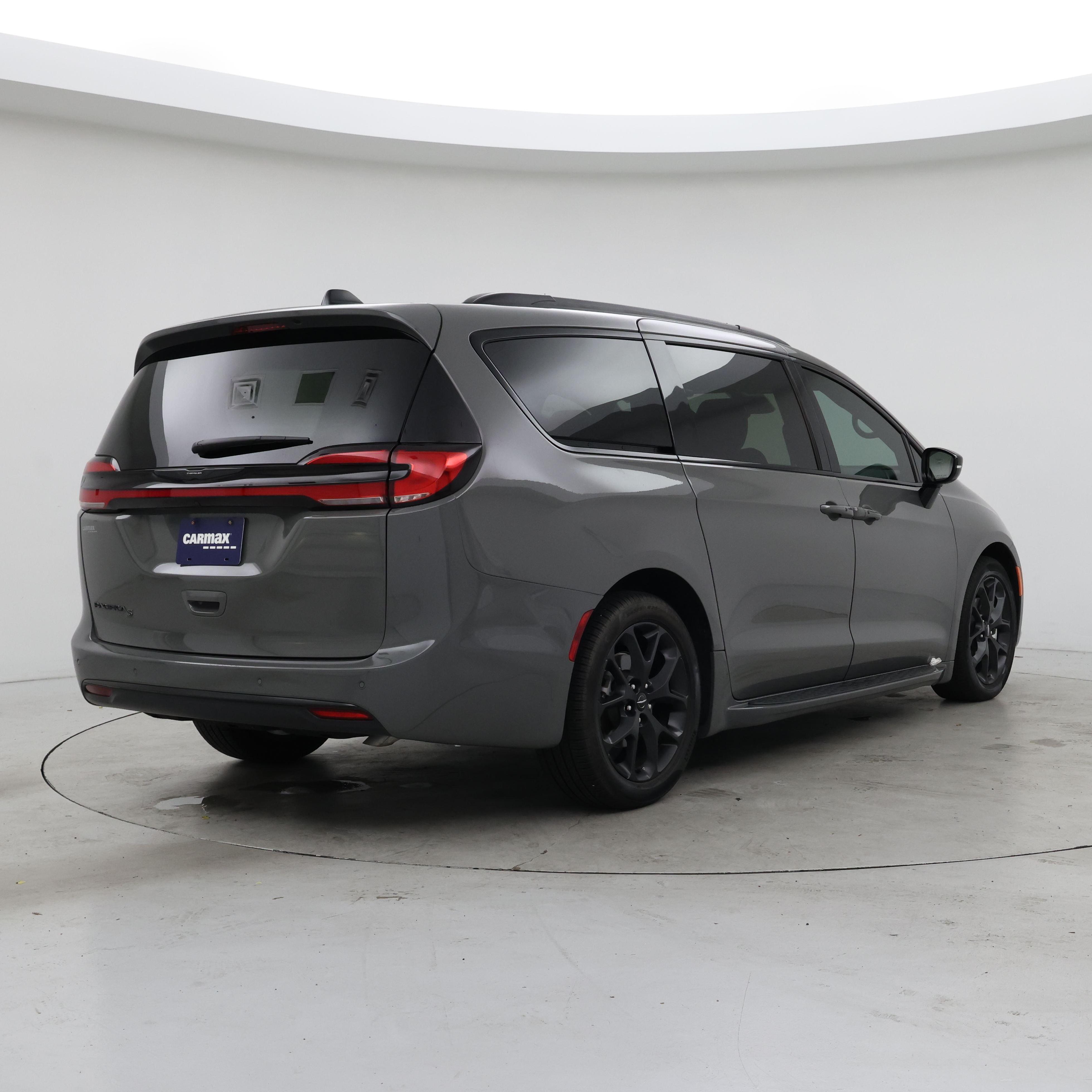 Thumbnail: 2024 Chrysler Pacifica - 8