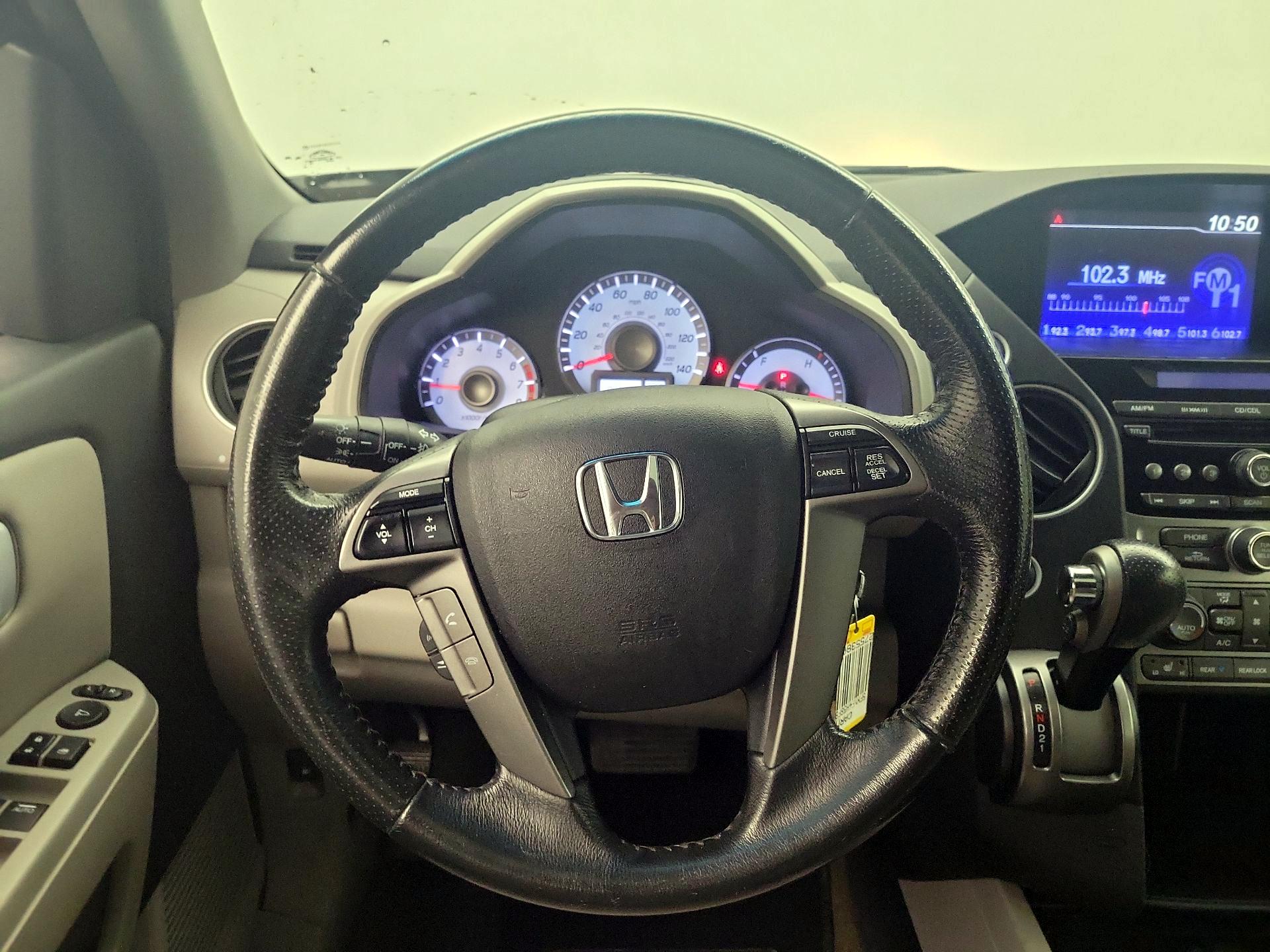 Thumbnail: 2015 Honda Pilot - 10