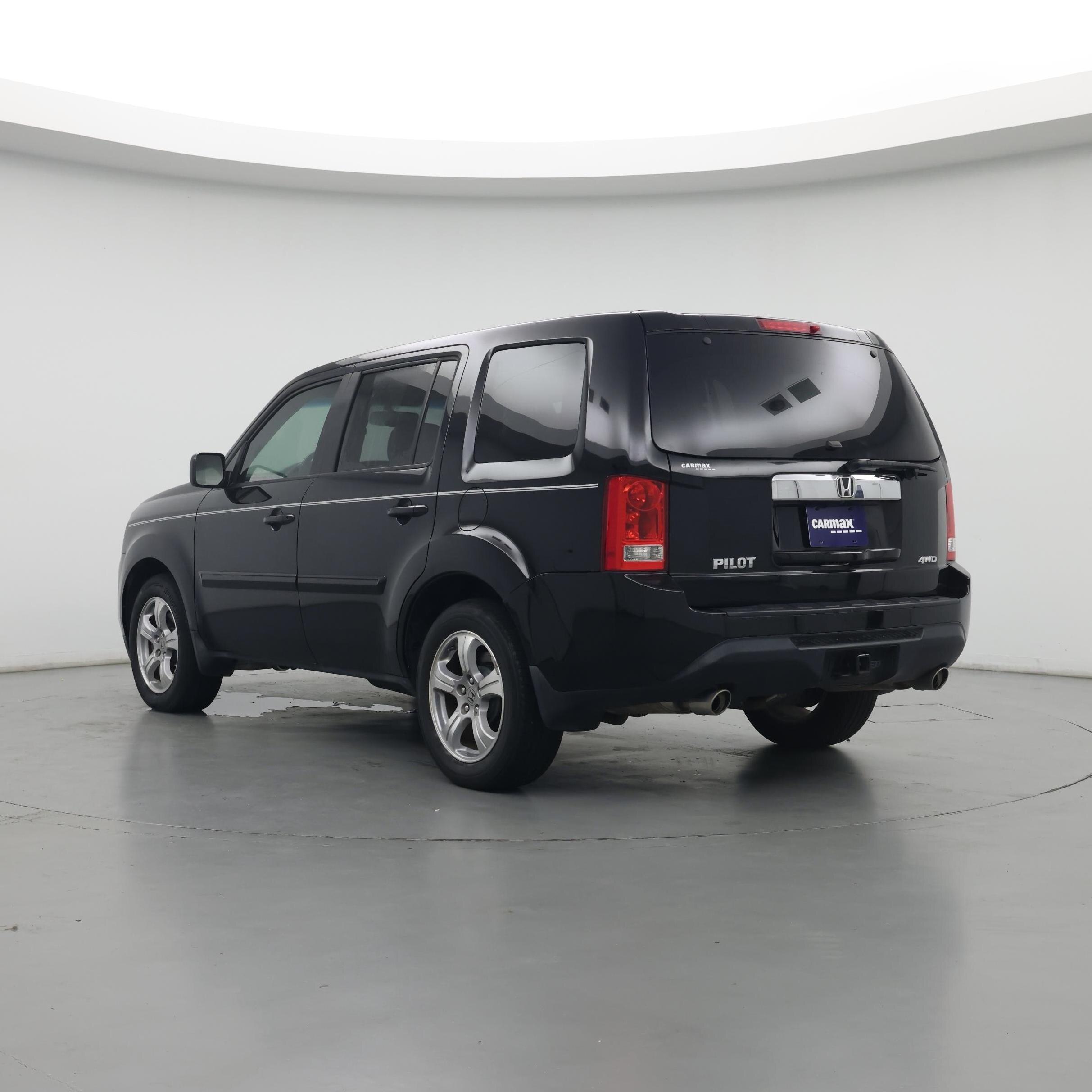Thumbnail: 2015 Honda Pilot - 2