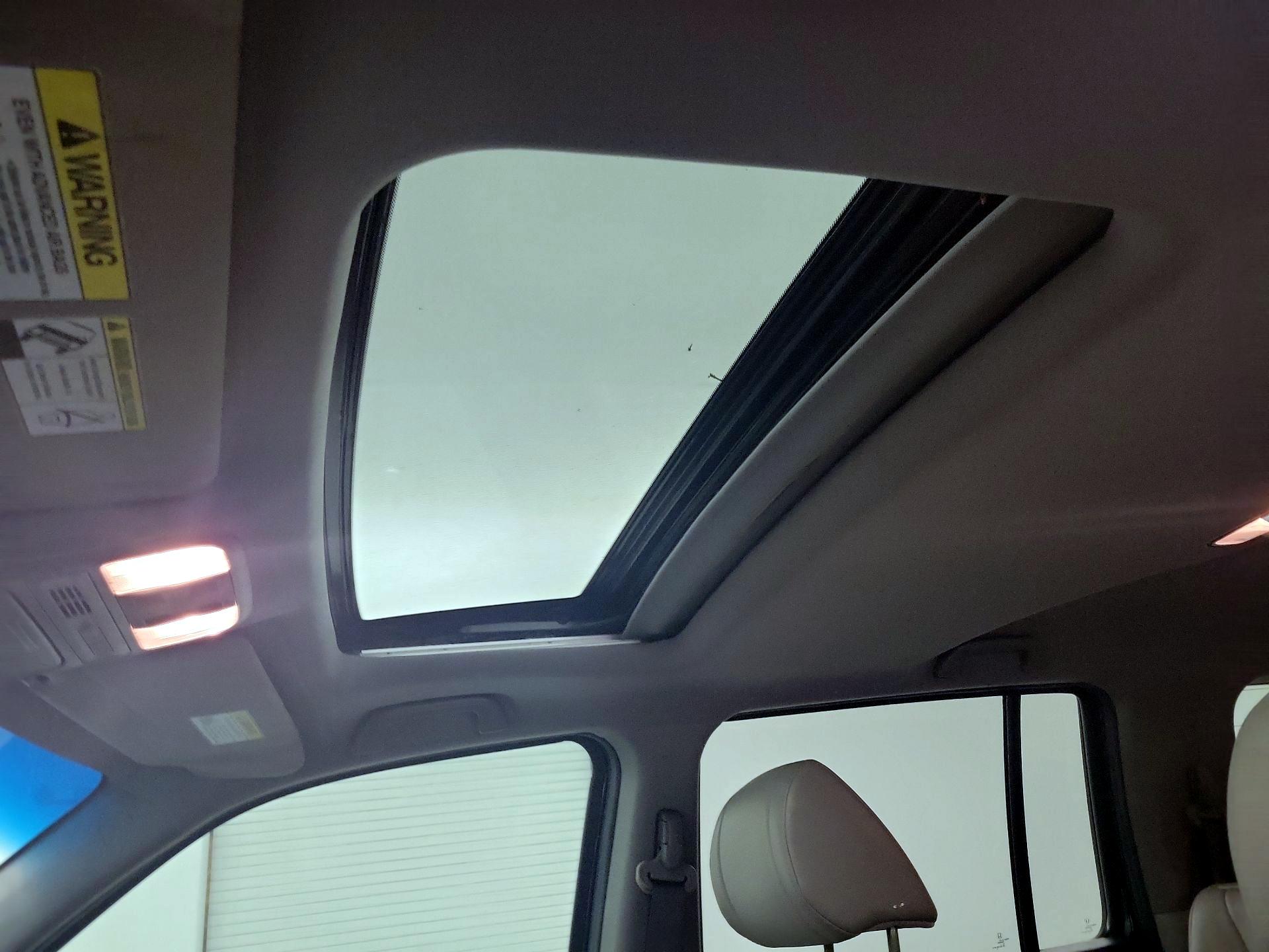 Thumbnail: 2015 Honda Pilot - 19