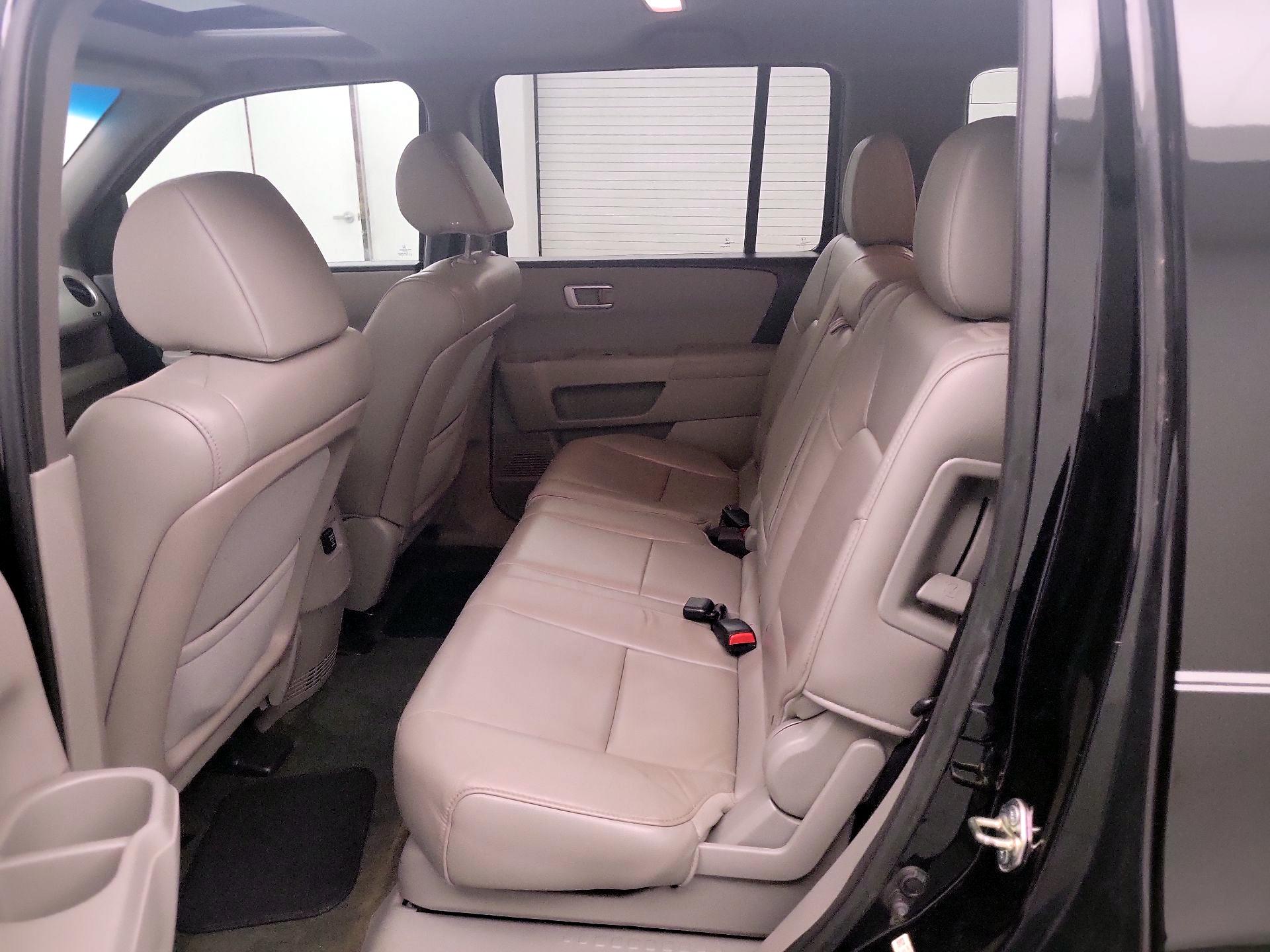 Thumbnail: 2015 Honda Pilot - 20